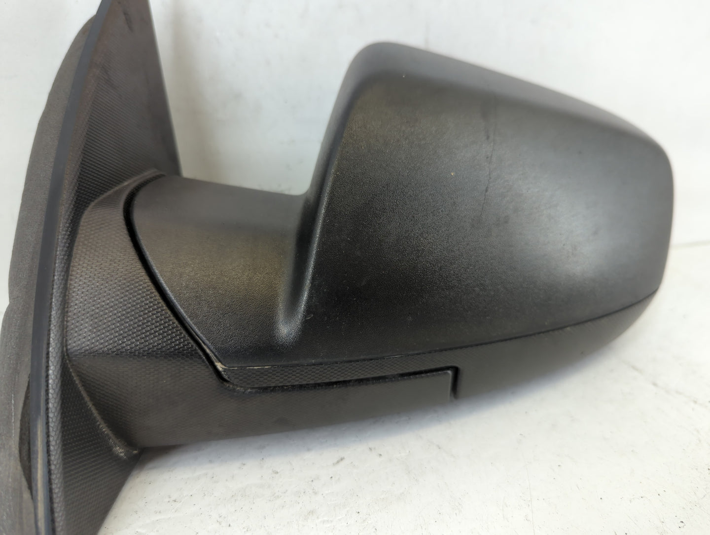 2012-2014 Chevrolet Equinox Driver Side View Mirror - Left Door Mirror OEM Used - Oemusedautoparts1.com