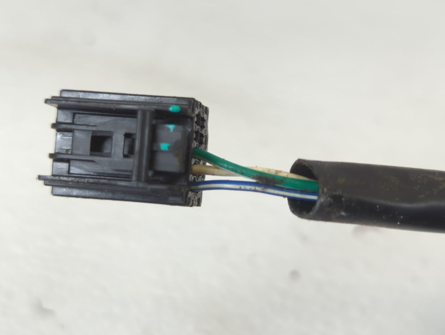 2012-2014 Chevrolet Equinox Driver Side View Mirror - Left Door Mirror OEM Used - Oemusedautoparts1.com