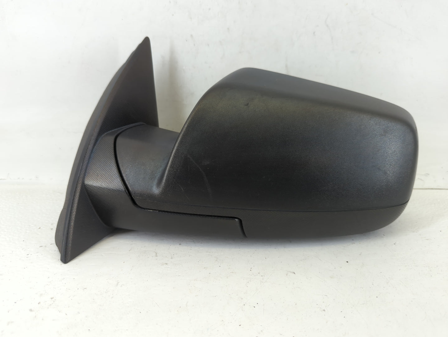 2012-2014 Chevrolet Equinox Driver Side View Mirror - Left Door Mirror OEM Used - Oemusedautoparts1.com