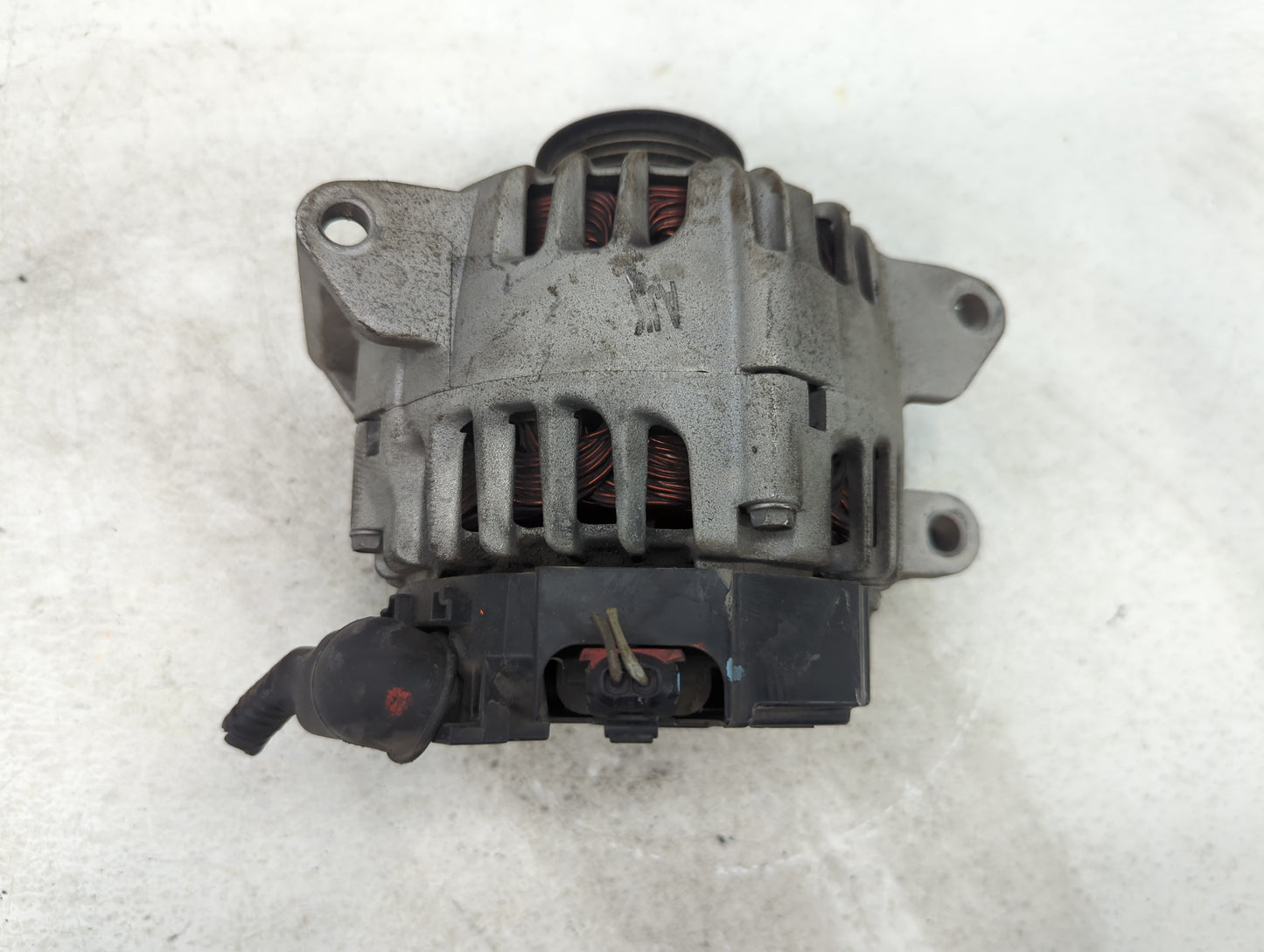 2010-2017 Chevrolet Equinox Alternator Replacement Generator Charging Assembly Engine OEM P/N:13588328 Fits OEM Used Auto Pa