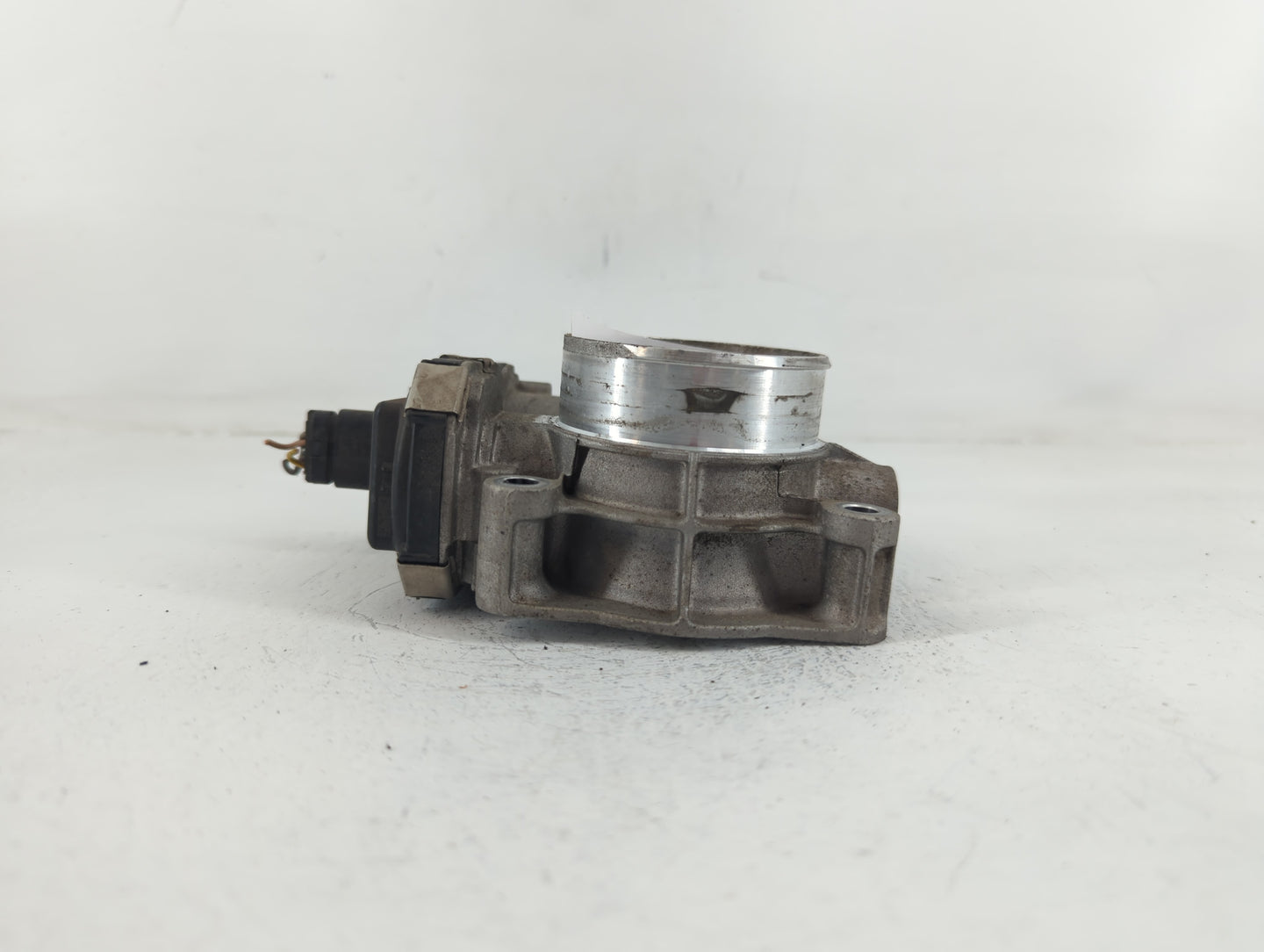 2012-2015 Chevrolet Equinox Throttle Body P/N:12632101CA Fits Fits 2012 2013 2014 2015 OEM Used Auto Parts - Oemusedautopart