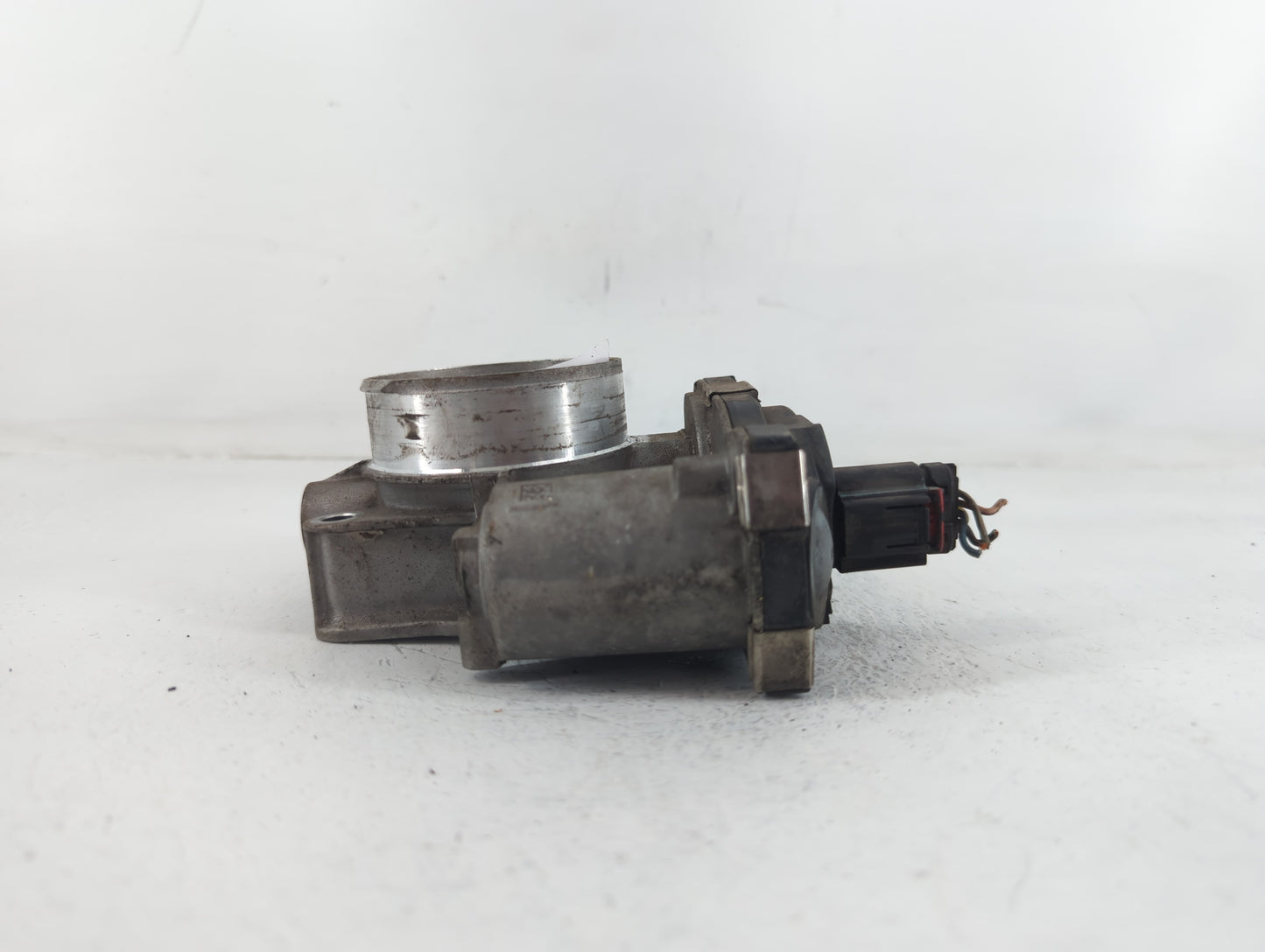 2012-2015 Chevrolet Equinox Throttle Body P/N:12632101CA Fits Fits 2012 2013 2014 2015 OEM Used Auto Parts - Oemusedautopart