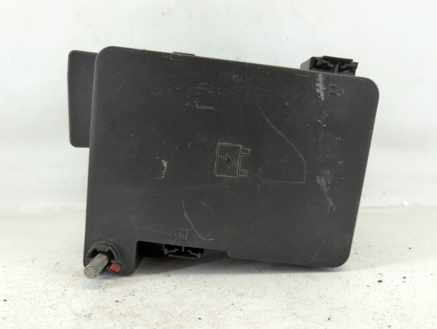 2013-2016 Chevrolet Equinox Fusebox Fuse Box Panel Relay Module P/N:22929763_01 Fits Fits 2013 2014 2015 2016 OEM Used Auto 