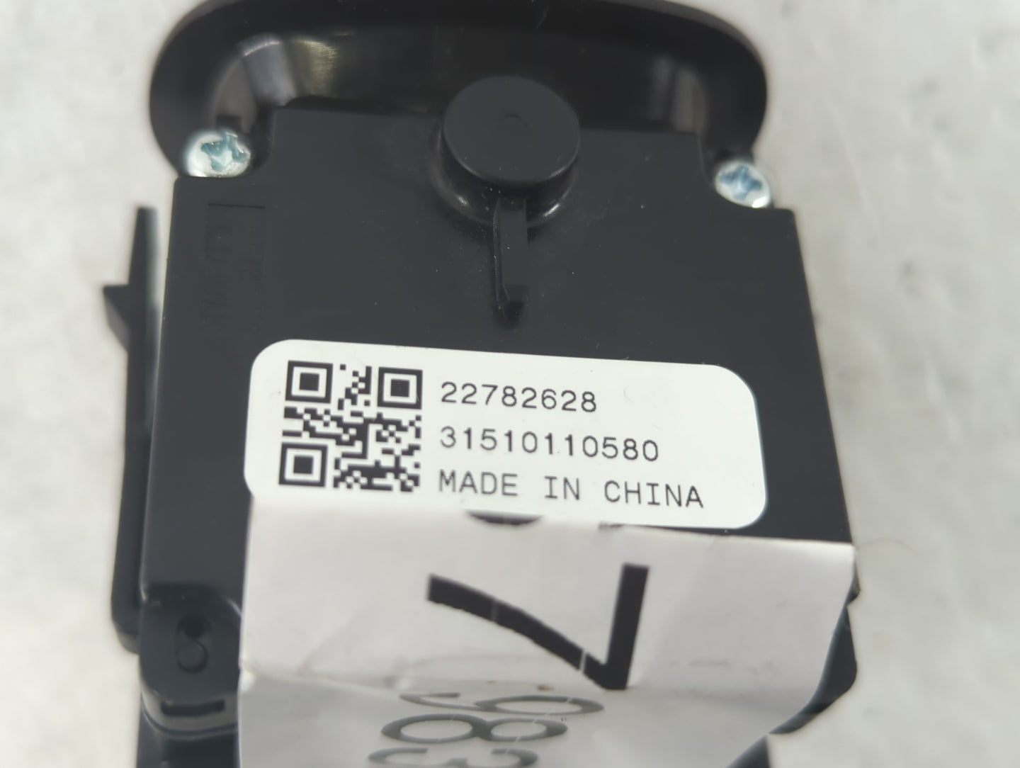 2010-2015 Chevrolet Equinox Column Switch 22782628 679833 - Oemusedautoparts1.com