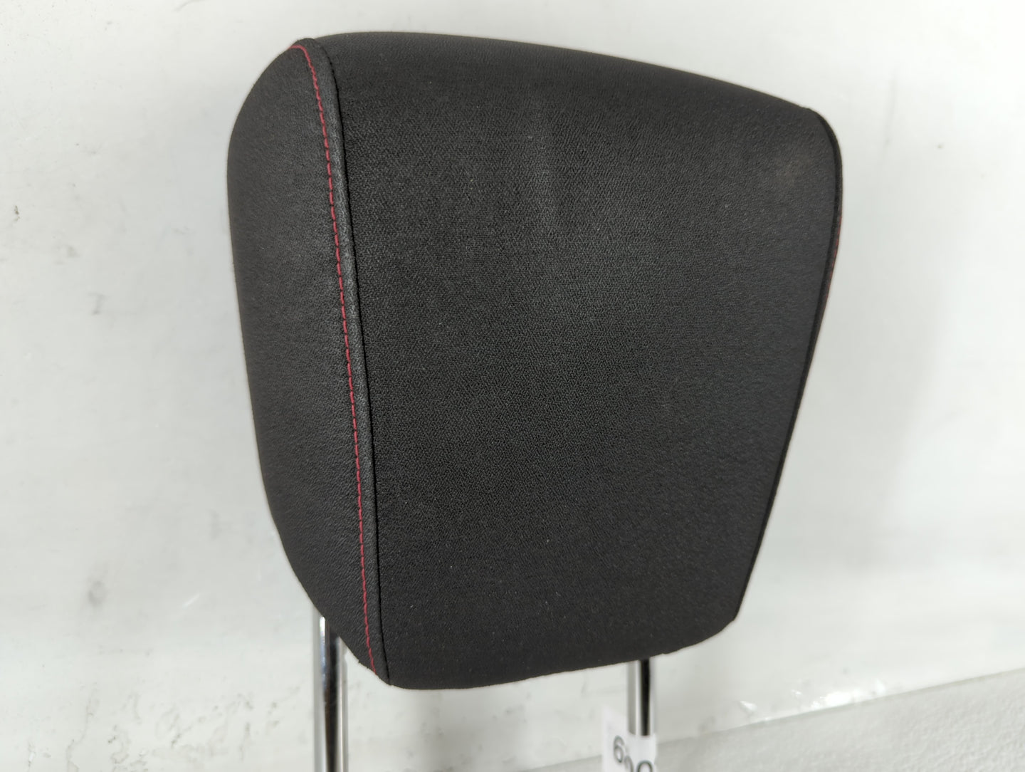 2014 Chevrolet Equinox Headrest Head Rest Front Driver Passenger Seat - Oemusedautoparts1.com