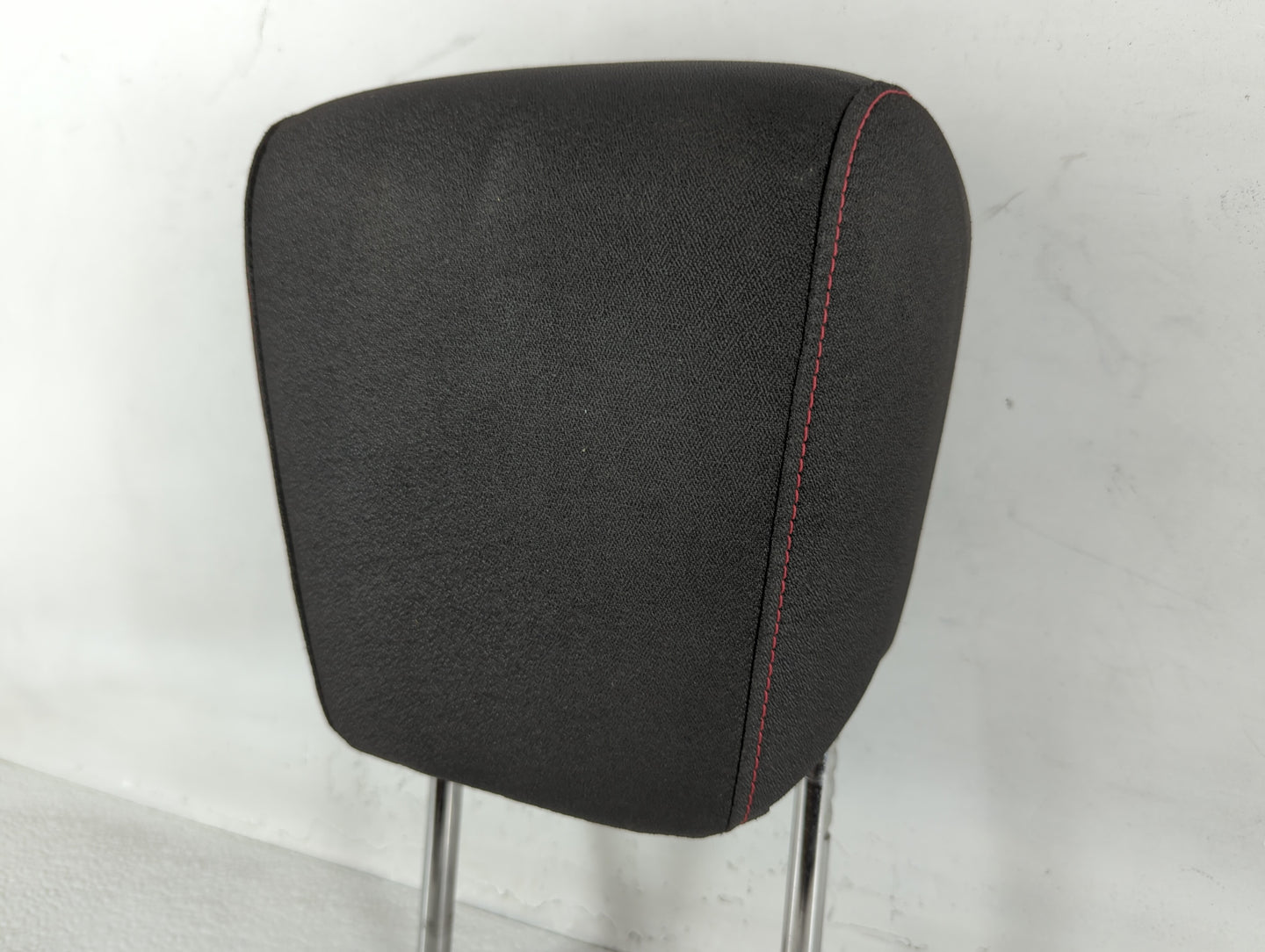 Chevrolet Equinox Headrest Head Rest Front Driver Passenger Seat Black - Oemusedautoparts1.com