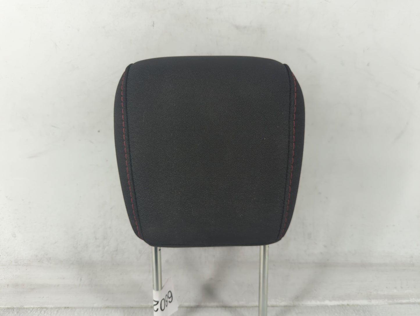 Chevrolet Equinox Headrest Head Rest Front Driver Passenger Seat Black - Oemusedautoparts1.com