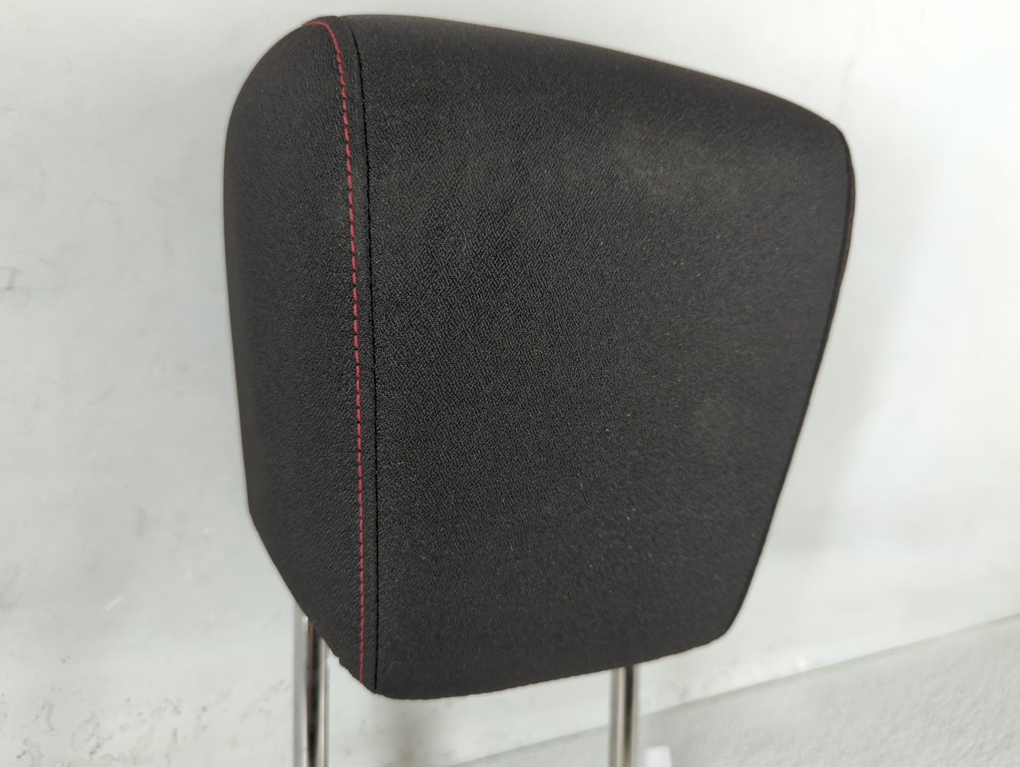 2014 Chevrolet Equinox Headrest Head Rest Front Driver Passenger Seat Fits OEM Used Auto Parts - Oemusedautoparts1.com