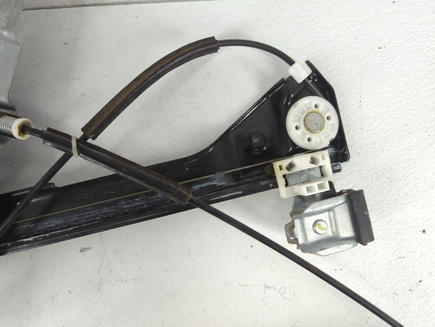 2012-2017 Chevrolet Equinox Window Regulator Passenger Front 702225 - Oemusedautoparts1.com
