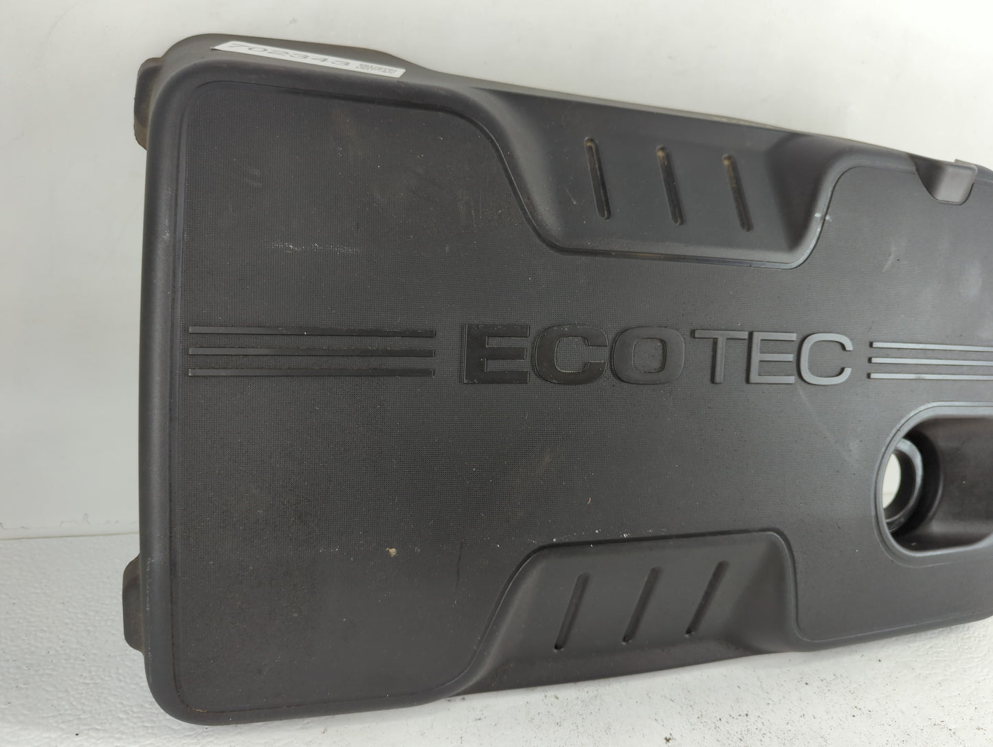 2014 Chevrolet Equinox Engine Cover - Oemusedautoparts1.com