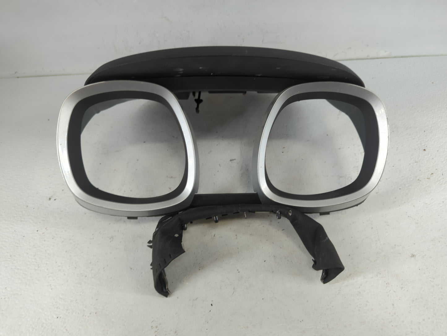 2014 Chevrolet Equinox Instrument Cluster Bezel - Oemusedautoparts1.com