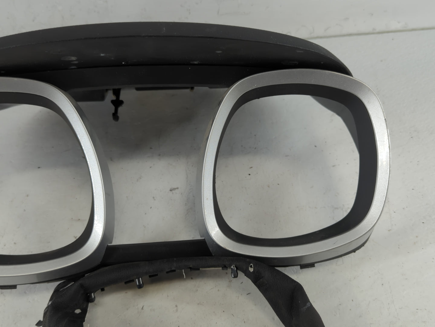 2014 Chevrolet Equinox Instrument Cluster Bezel - Oemusedautoparts1.com