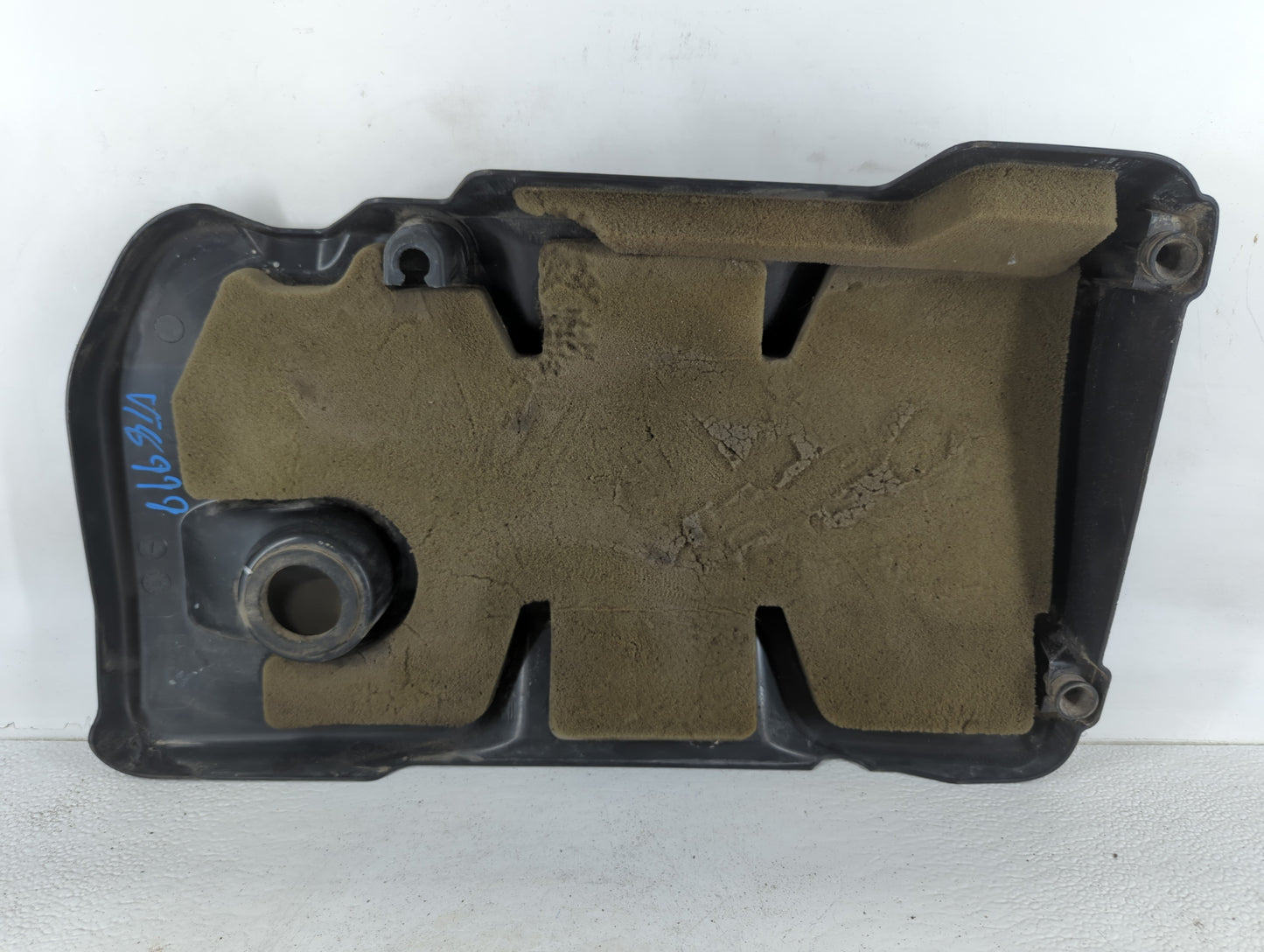 2014 Chevrolet Equinox Engine Cover - Oemusedautoparts1.com