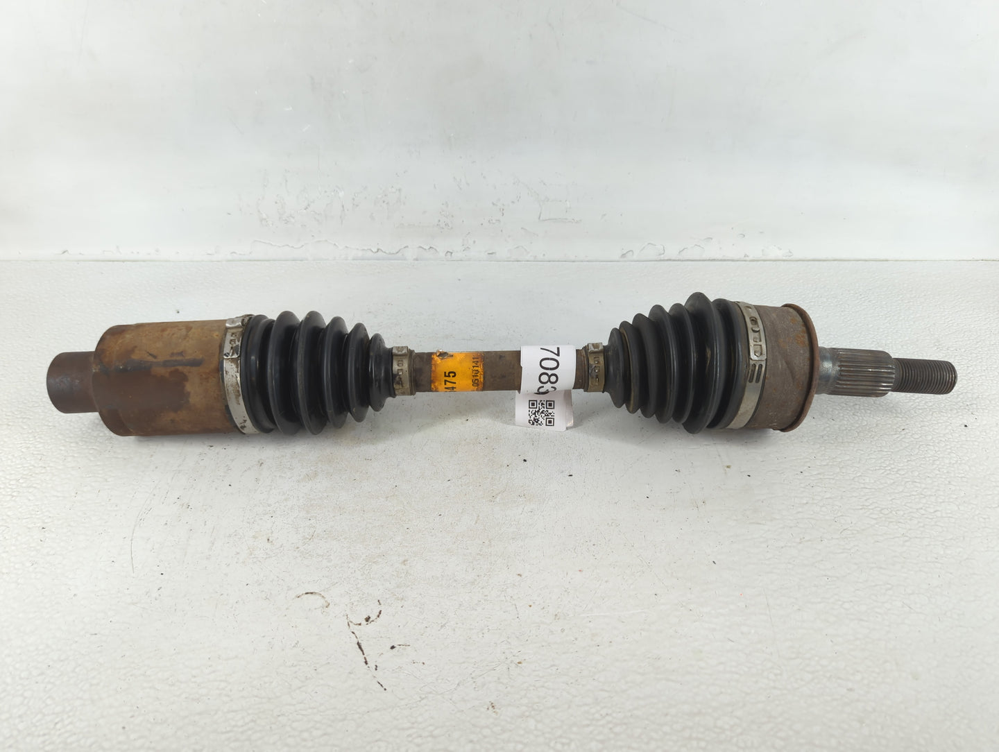 2010-2017 Chevrolet Equinox Axle Shaft Front Passenger Cv C/v - Oemusedautoparts1.com