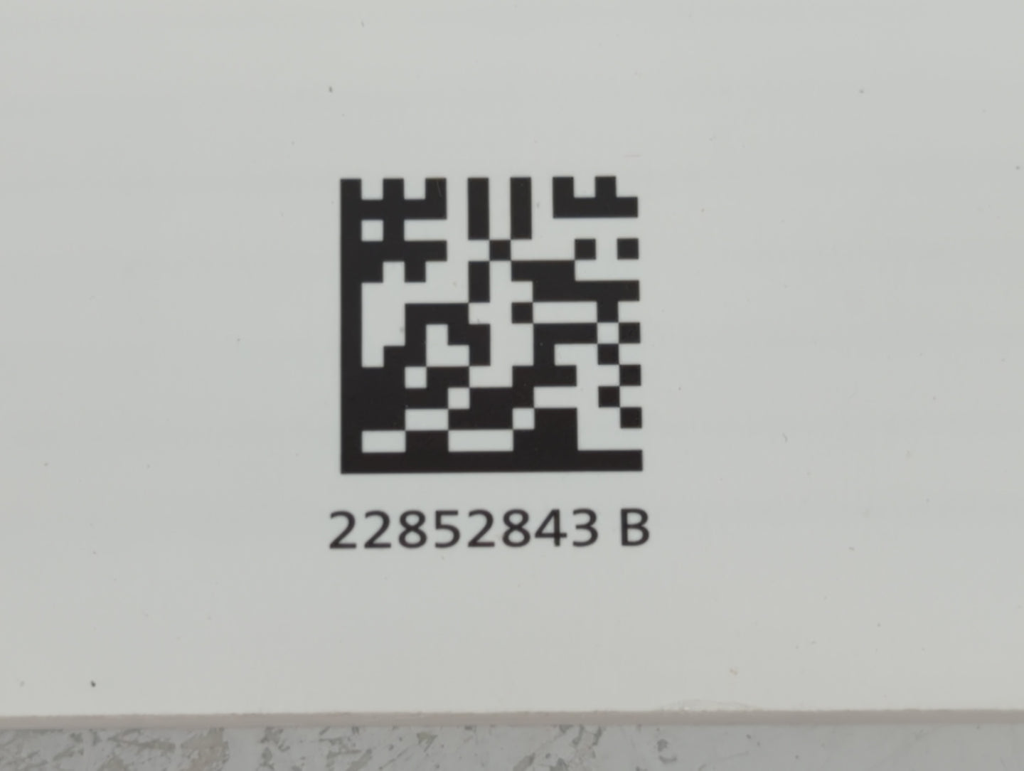 2014 Chevrolet Equinox Owners Manual Book Guide P/N:22852843 B OEM Used Auto Parts - Oemusedautoparts1.com