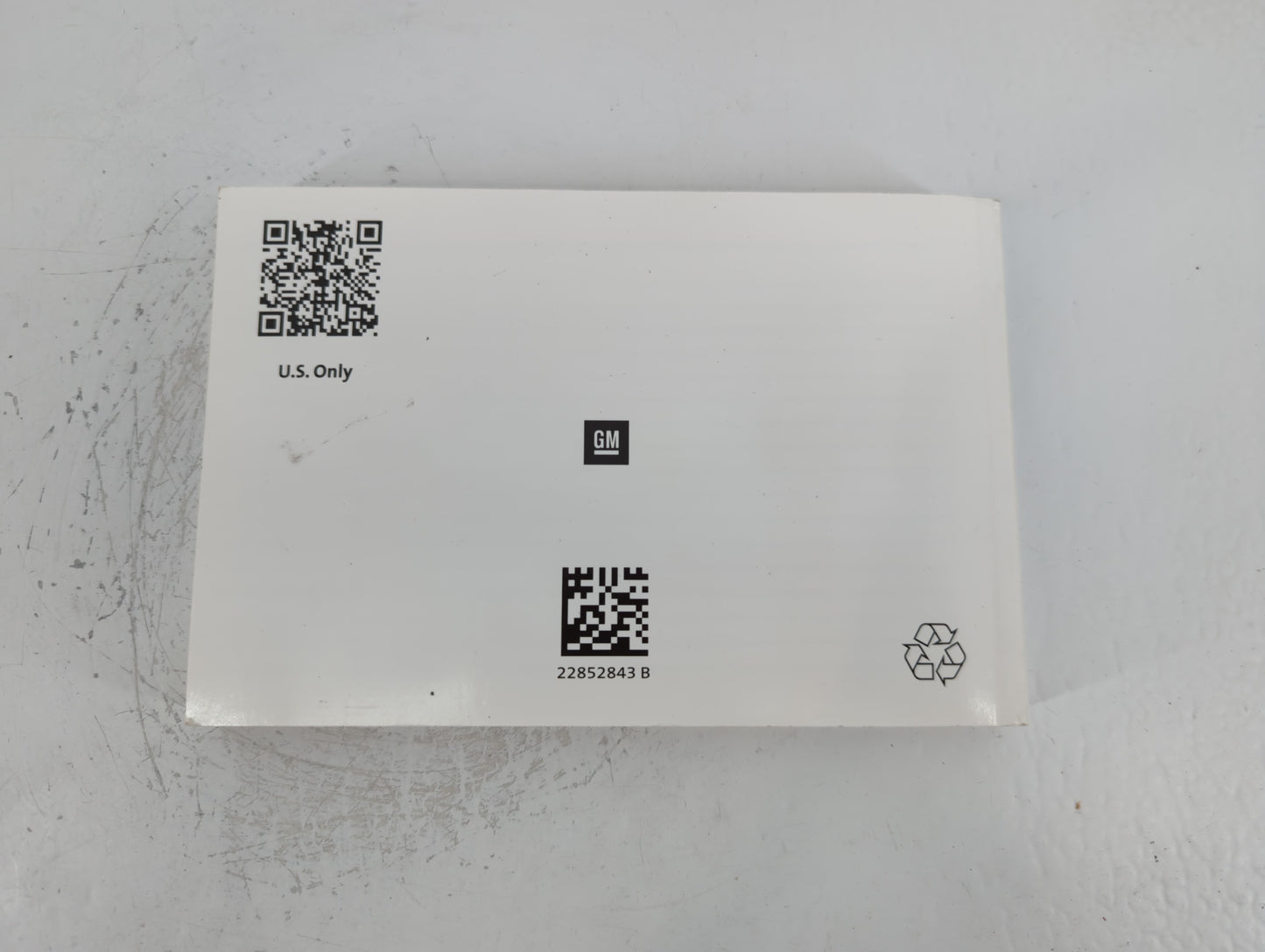 2014 Chevrolet Equinox Owners Manual Book Guide P/N:22852843 B OEM Used Auto Parts - Oemusedautoparts1.com