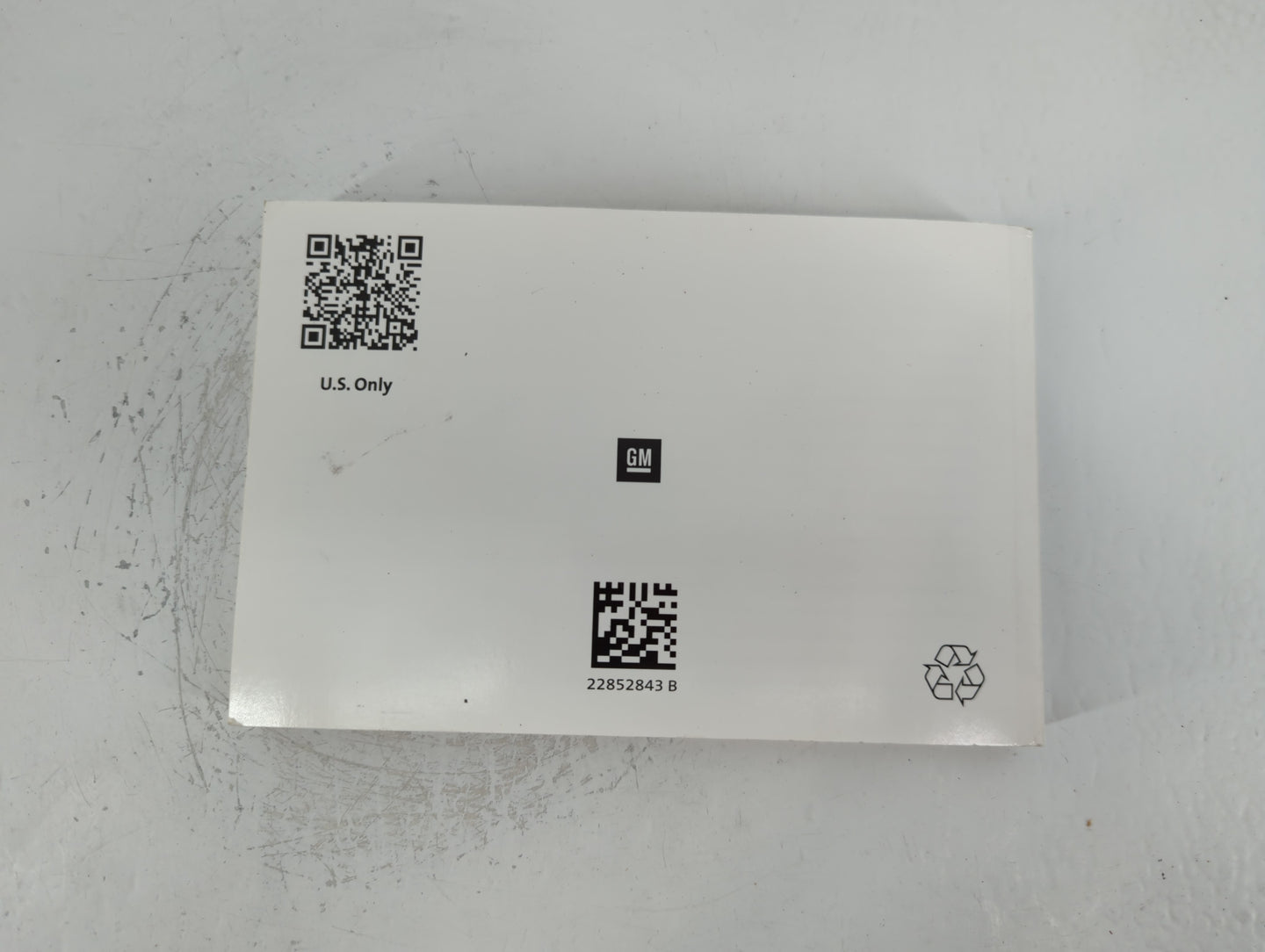 2014 Chevrolet Equinox Owners Manual Book Guide P/N:22852843 B OEM Used Auto Parts - Oemusedautoparts1.com