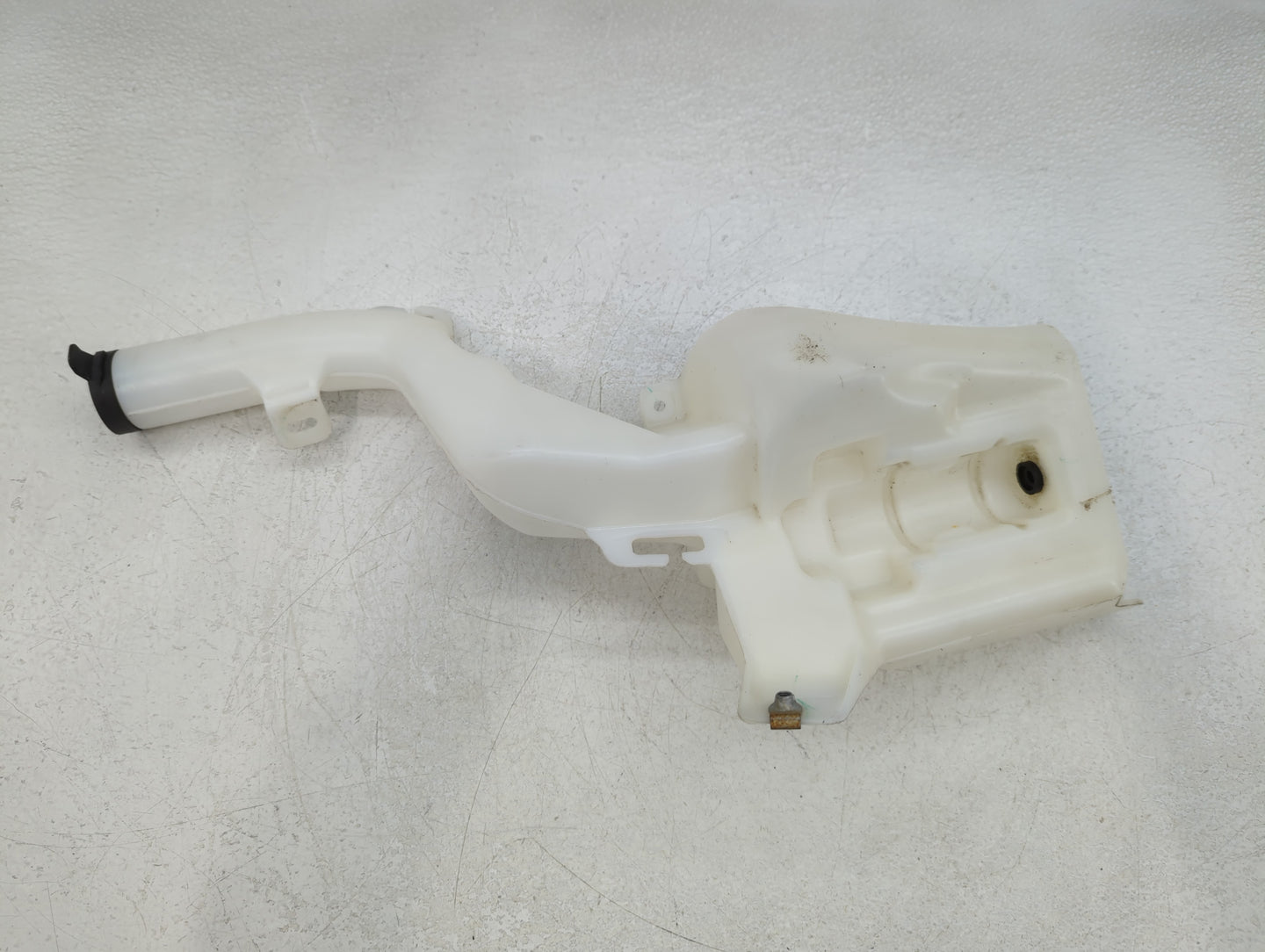 2010-2017 Chevrolet Equinox Windshield Washer Fluid Reservoir Bottle Oem - Oemusedautoparts1.com