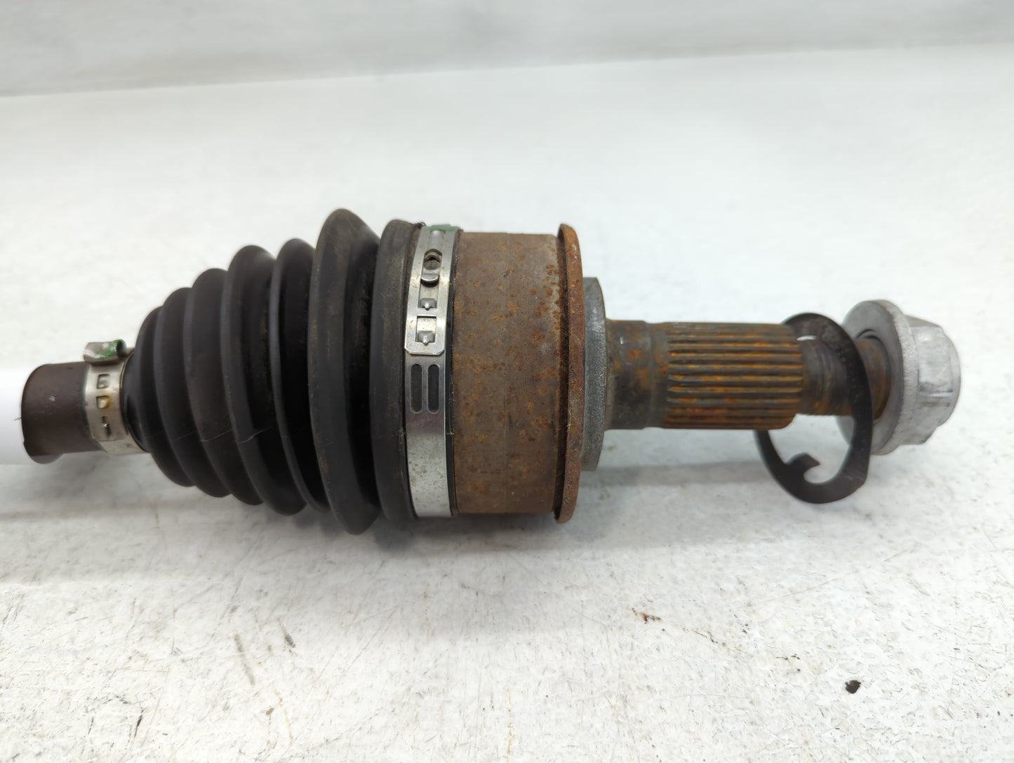 2010-2017 Chevrolet Equinox Axle Shaft Front Driver Cv C/v - Oemusedautoparts1.com