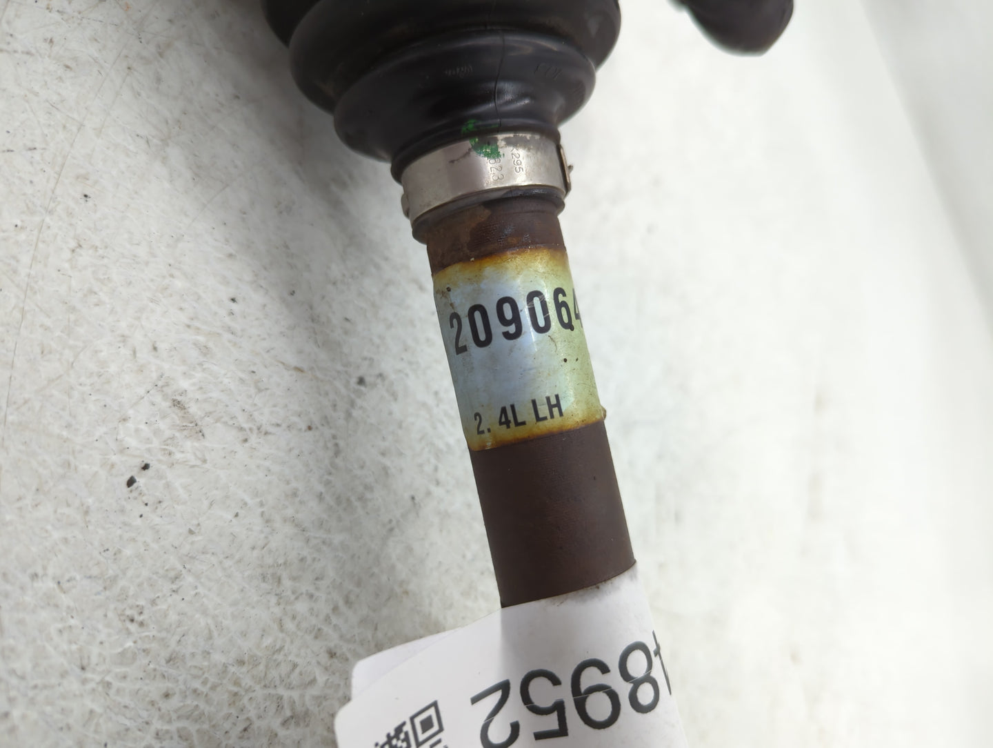 2010-2017 Chevrolet Equinox Axle Shaft Front Driver Cv C/v - Oemusedautoparts1.com