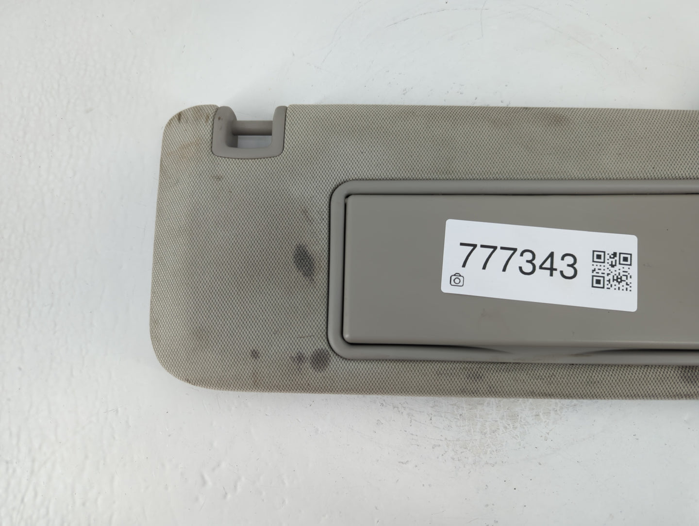 2010-2017 Chevrolet Equinox Sun Visor Shade Replacement Passenger Right Mirror Fits Fits 2010 2011 2012 2013 2014 2015 2016 