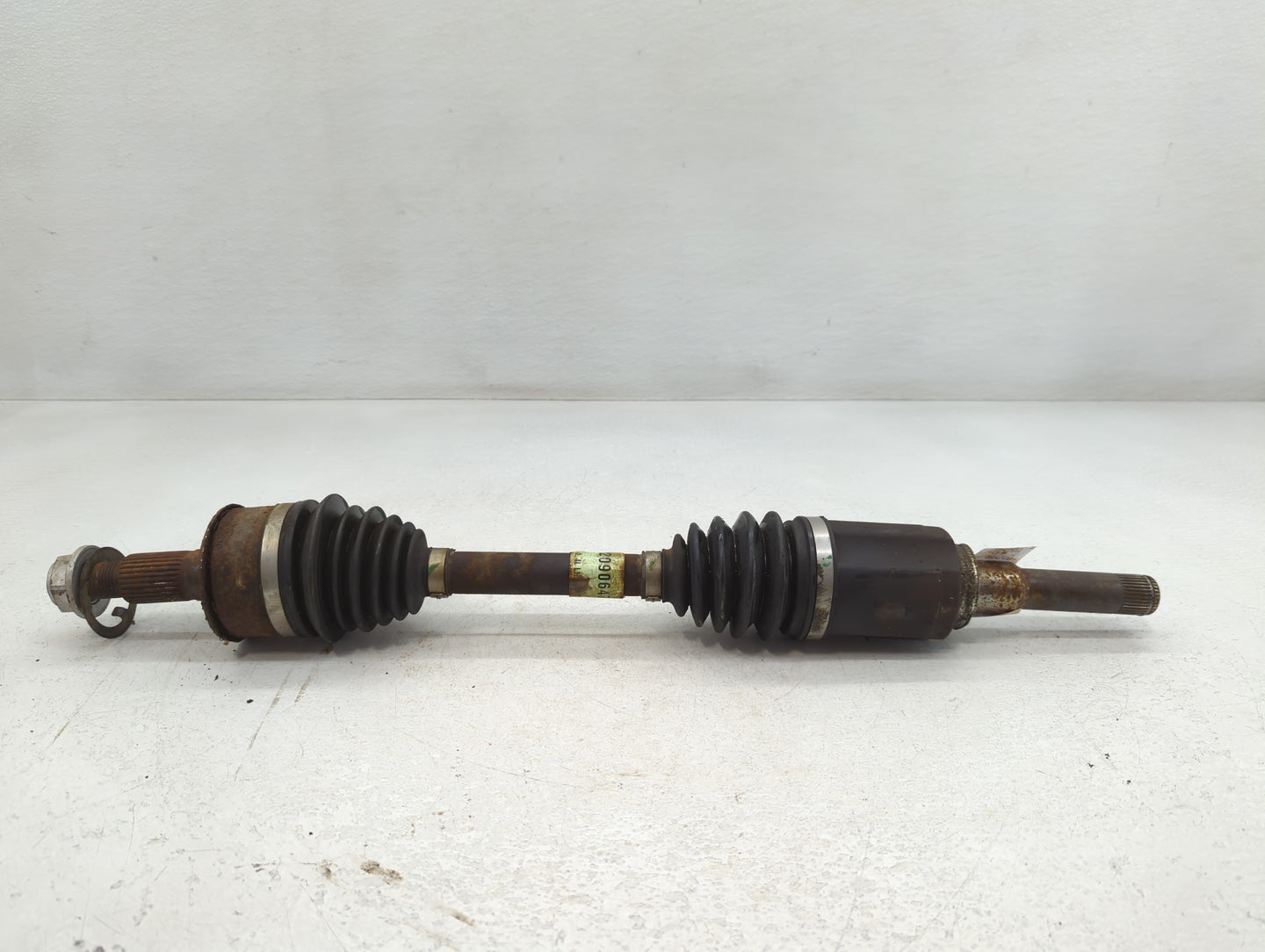 2010-2017 Chevrolet Equinox Axle Shaft Front Driver Cv C/v - Oemusedautoparts1.com