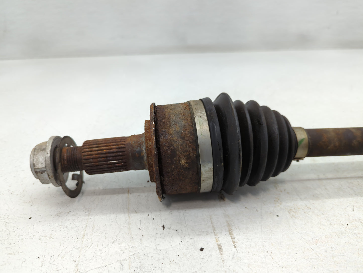 2010-2017 Chevrolet Equinox Axle Shaft Front Driver Cv C/v - Oemusedautoparts1.com