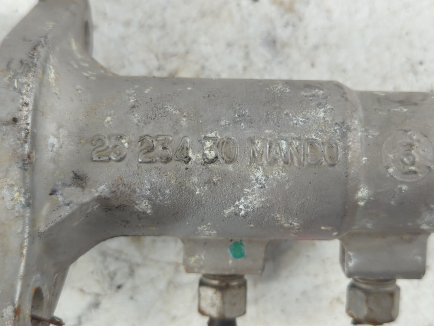 2011-2017 Chevrolet Equinox Brake Master Cylinder - Oemusedautoparts1.com