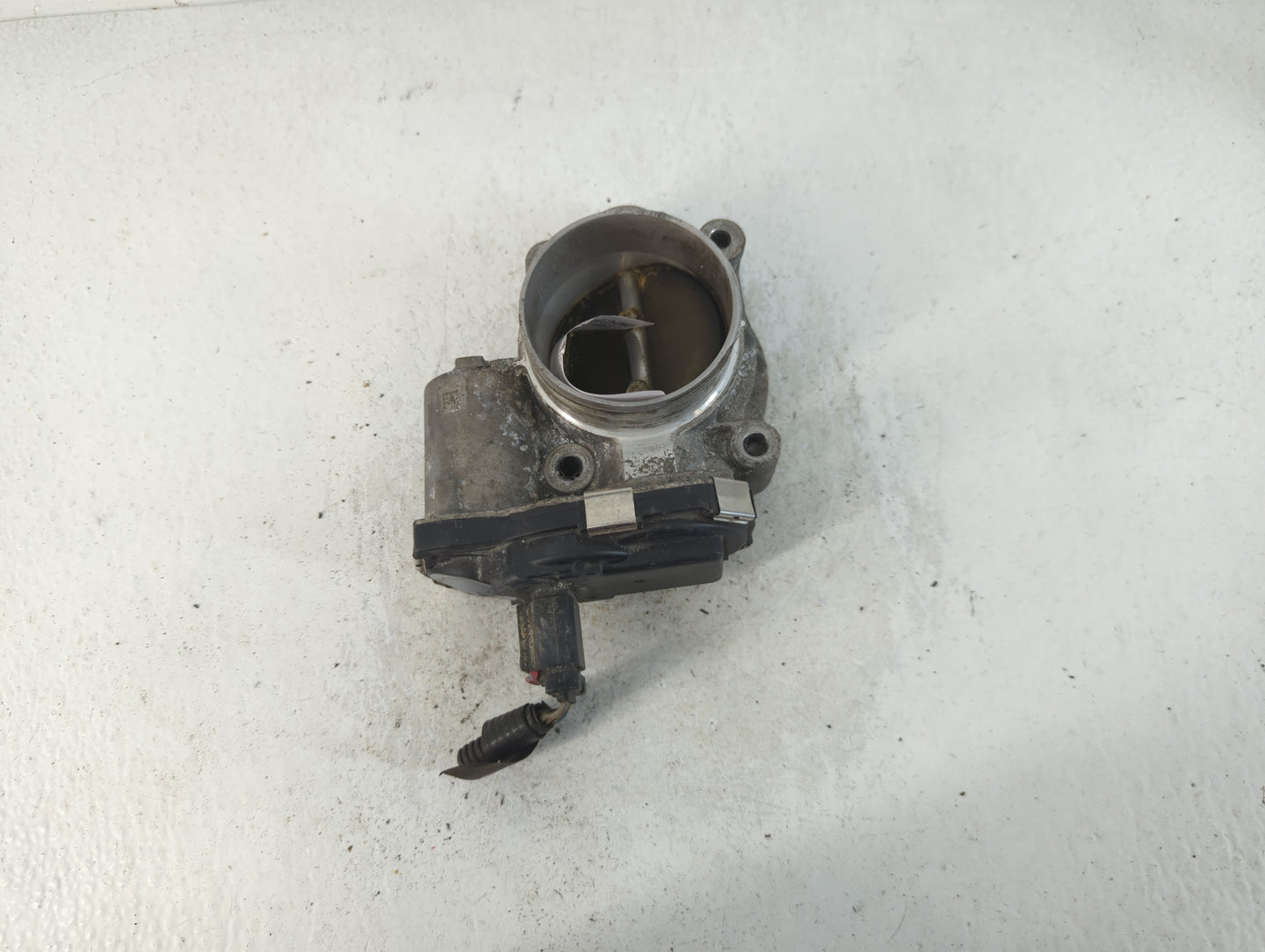 2012-2015 Chevrolet Equinox Throttle Body P/N:12632101CA Fits Fits 2012 2013 2014 2015 OEM Used Auto Parts - Oemusedautopart