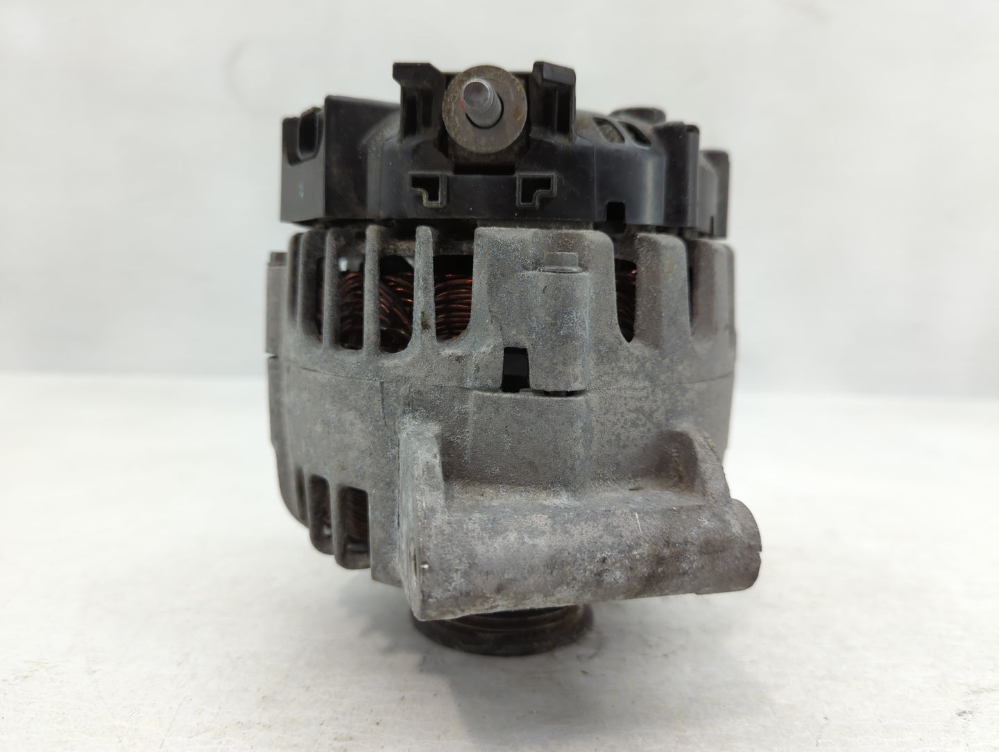 2010-2017 Chevrolet Equinox Alternator Replacement Generator Charging Assembly Engine OEM P/N:13588328 Fits OEM Used Auto Pa