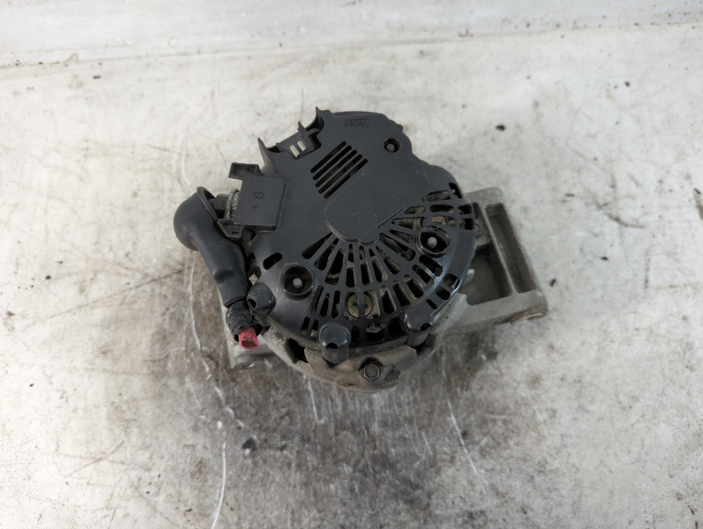 2010-2017 Chevrolet Equinox Alternator Replacement Generator Charging Assembly Engine OEM P/N:13588328 Fits OEM Used Auto Pa