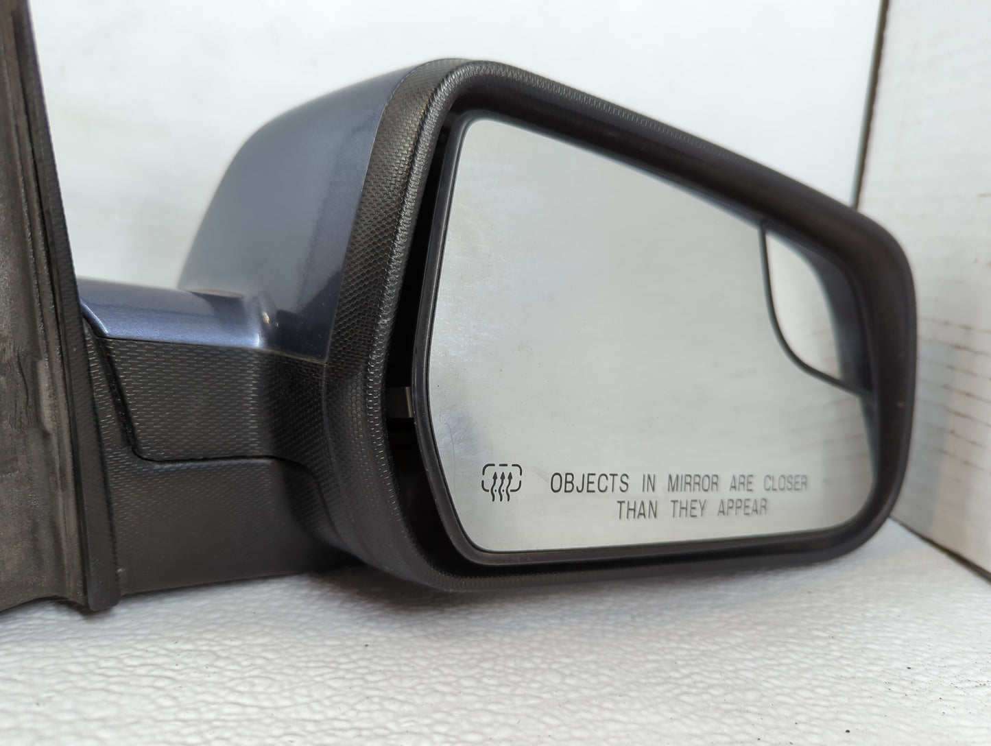 2011-2014 Chevrolet Equinox Passenger Side View Mirror - Right Door Mirror OEM Used - Oemusedautoparts1.com