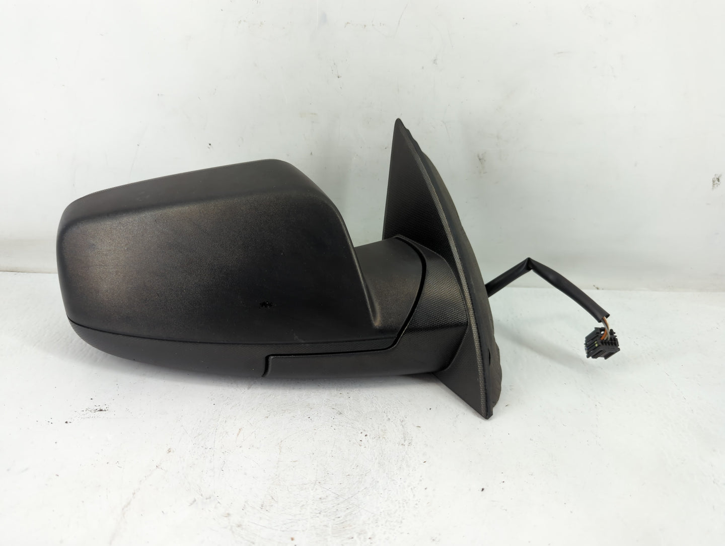 2012-2014 Chevrolet Equinox Passenger Side View Mirror - Right Door Mirror OEM Used - Oemusedautoparts1.com