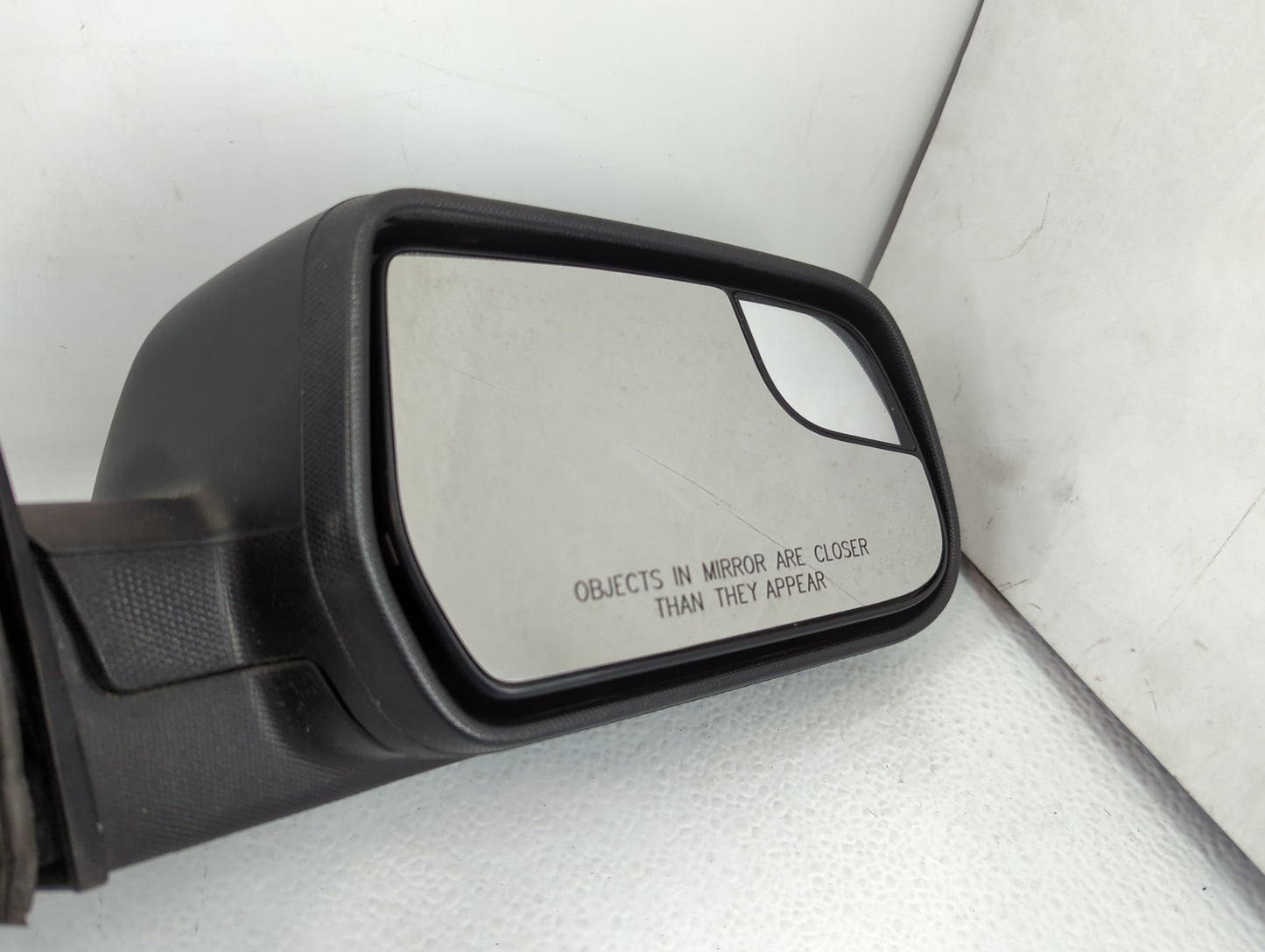 2012-2014 Chevrolet Equinox Passenger Side View Mirror - Right Door Mirror OEM Used - Oemusedautoparts1.com