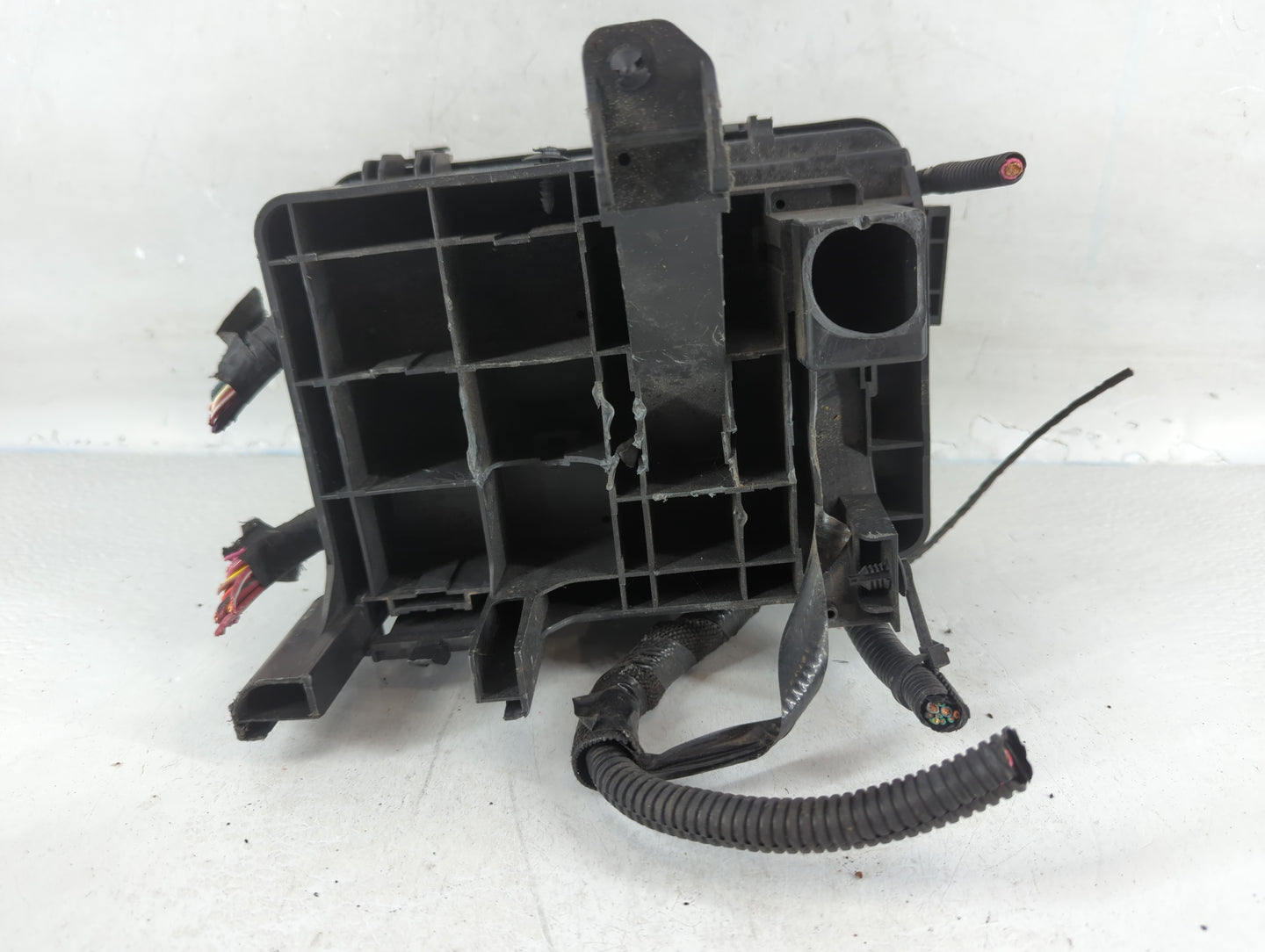 2013-2015 Chevrolet Equinox Fusebox Fuse Box Panel Relay Module P/N:22929762_01 Fits Fits 2013 2014 2015 OEM Used Auto Parts