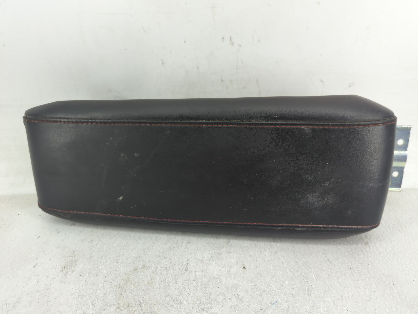 2014-2017 Chevrolet Equinox Center Console Armrest Cover Lid Fits Fits 2014 2015 2016 2017 OEM Used Auto Parts - Oemusedauto