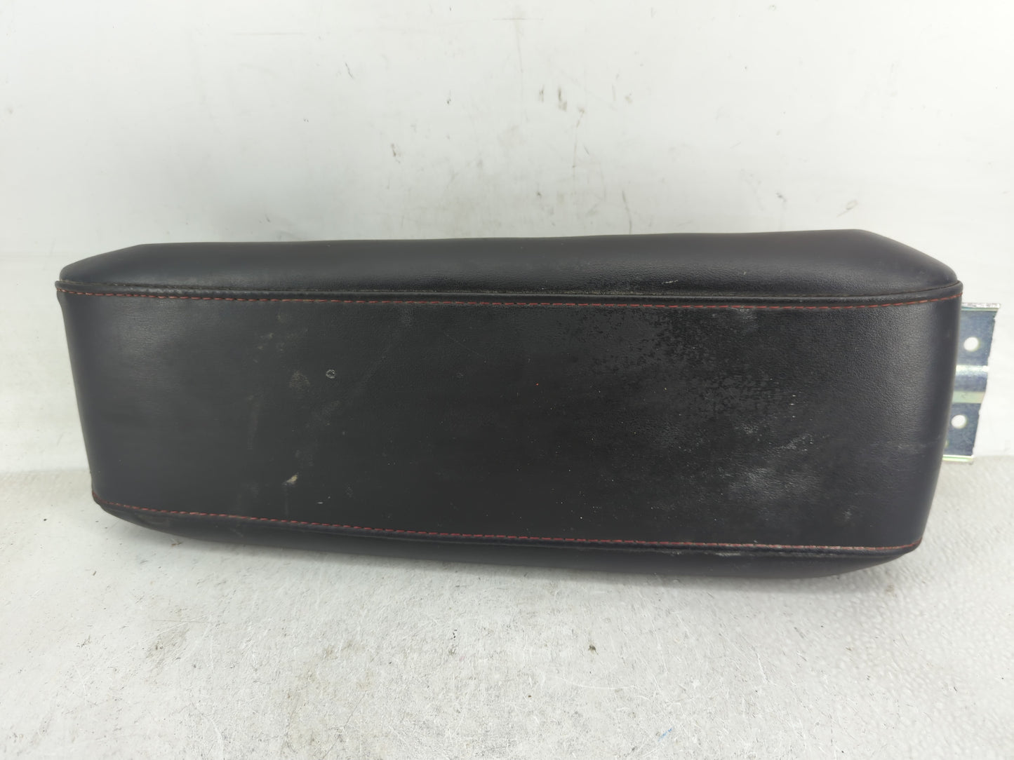2014-2017 Chevrolet Equinox Center Console Armrest Cover Lid Fits Fits 2014 2015 2016 2017 OEM Used Auto Parts - Oemusedauto