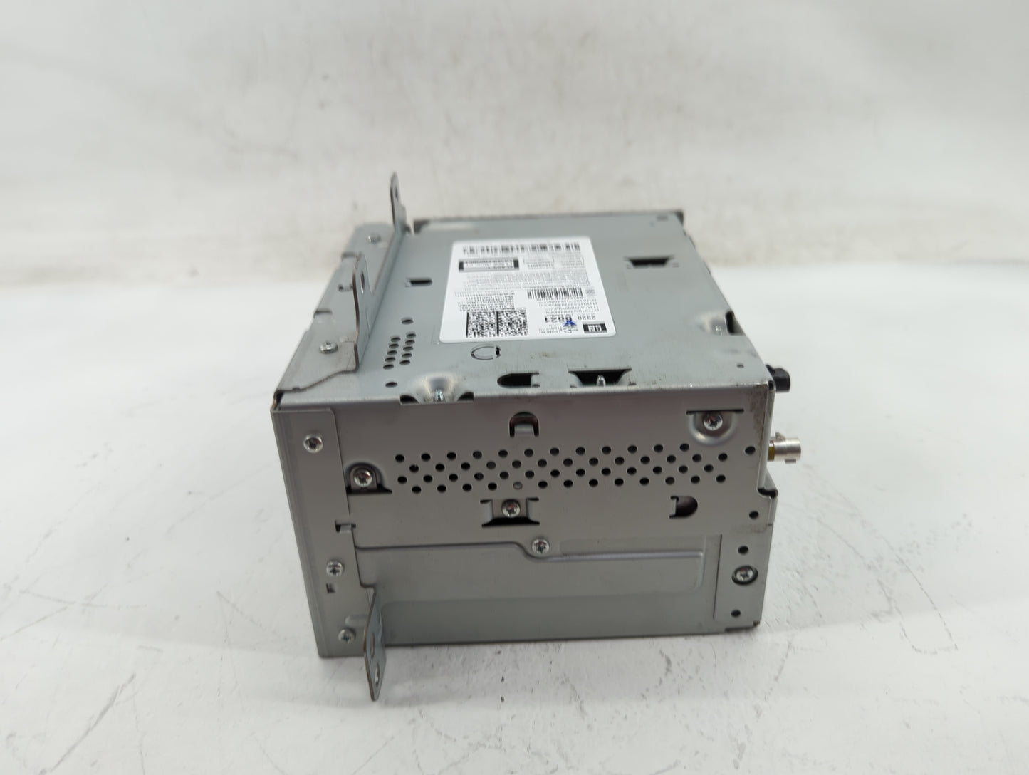2010-2017 Chevrolet Equinox Radio AM FM Cd Player Receiver Replacement P/N:23206821 Fits OEM Used Auto Parts - Oemusedautopa