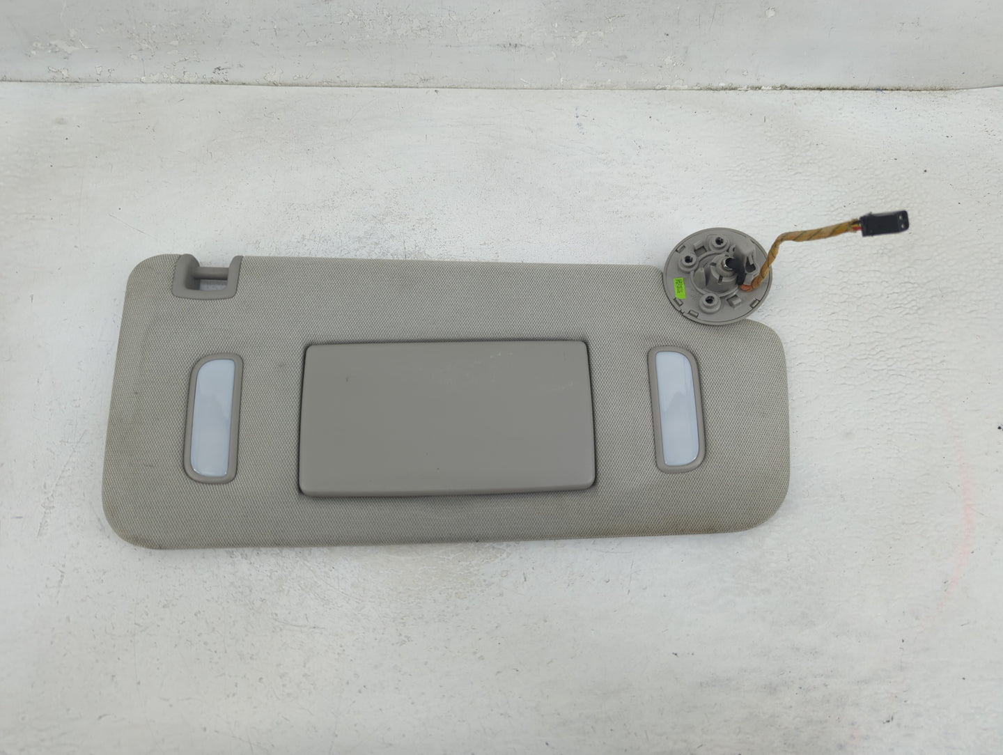 2010-2017 Chevrolet Equinox Sun Visor Shade Replacement Passenger Right Mirror Fits Fits 2010 2011 2012 2013 2014 2015 2016 