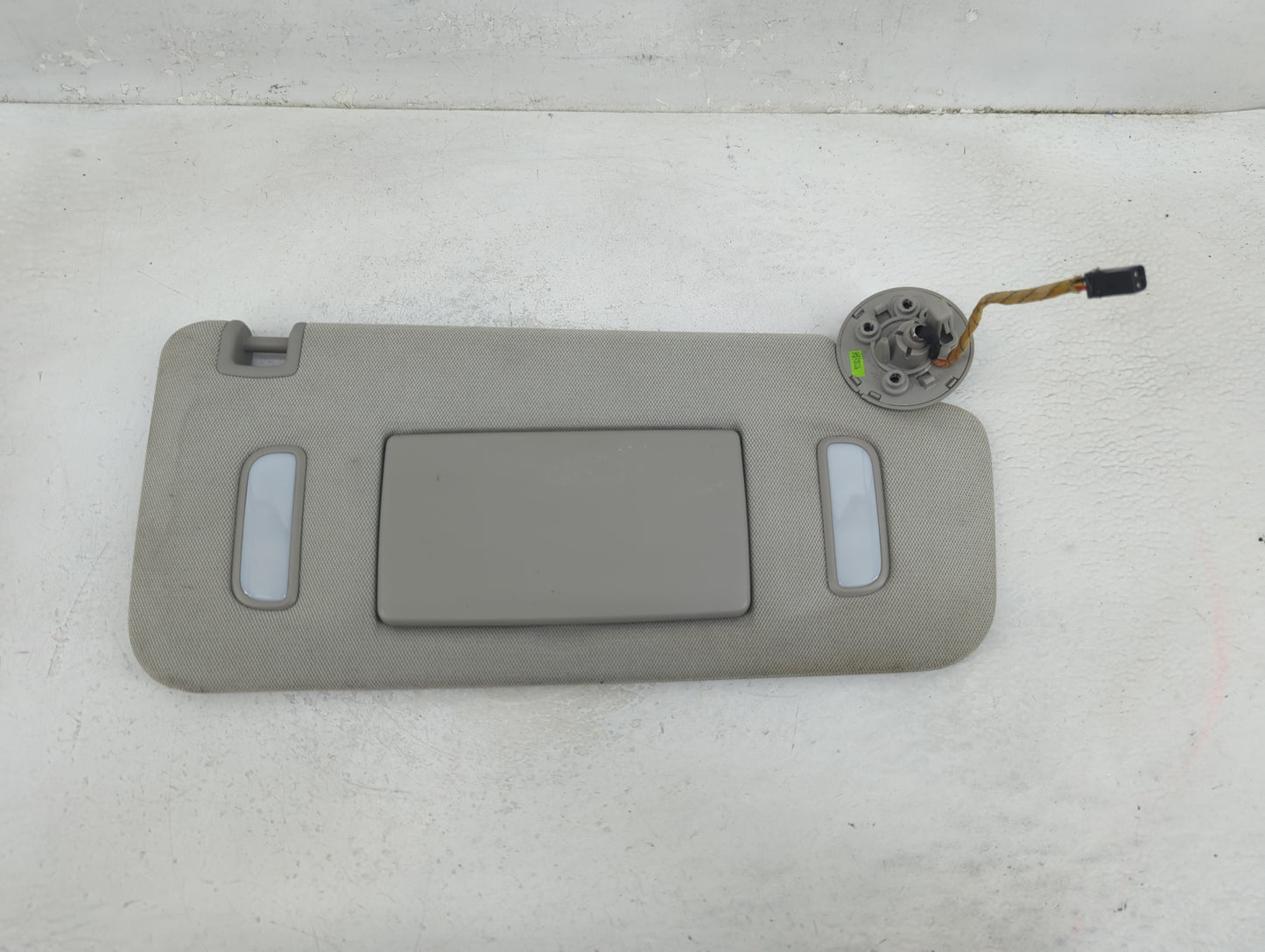 2010-2017 Chevrolet Equinox Sun Visor Shade Replacement Passenger Right Mirror Fits Fits 2010 2011 2012 2013 2014 2015 2016 