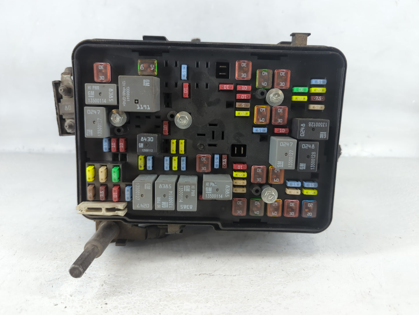 2013-2016 Chevrolet Equinox Fusebox Fuse Box Panel Relay Module P/N:22929763_01 Fits Fits 2013 2014 2015 2016 OEM Used Auto 