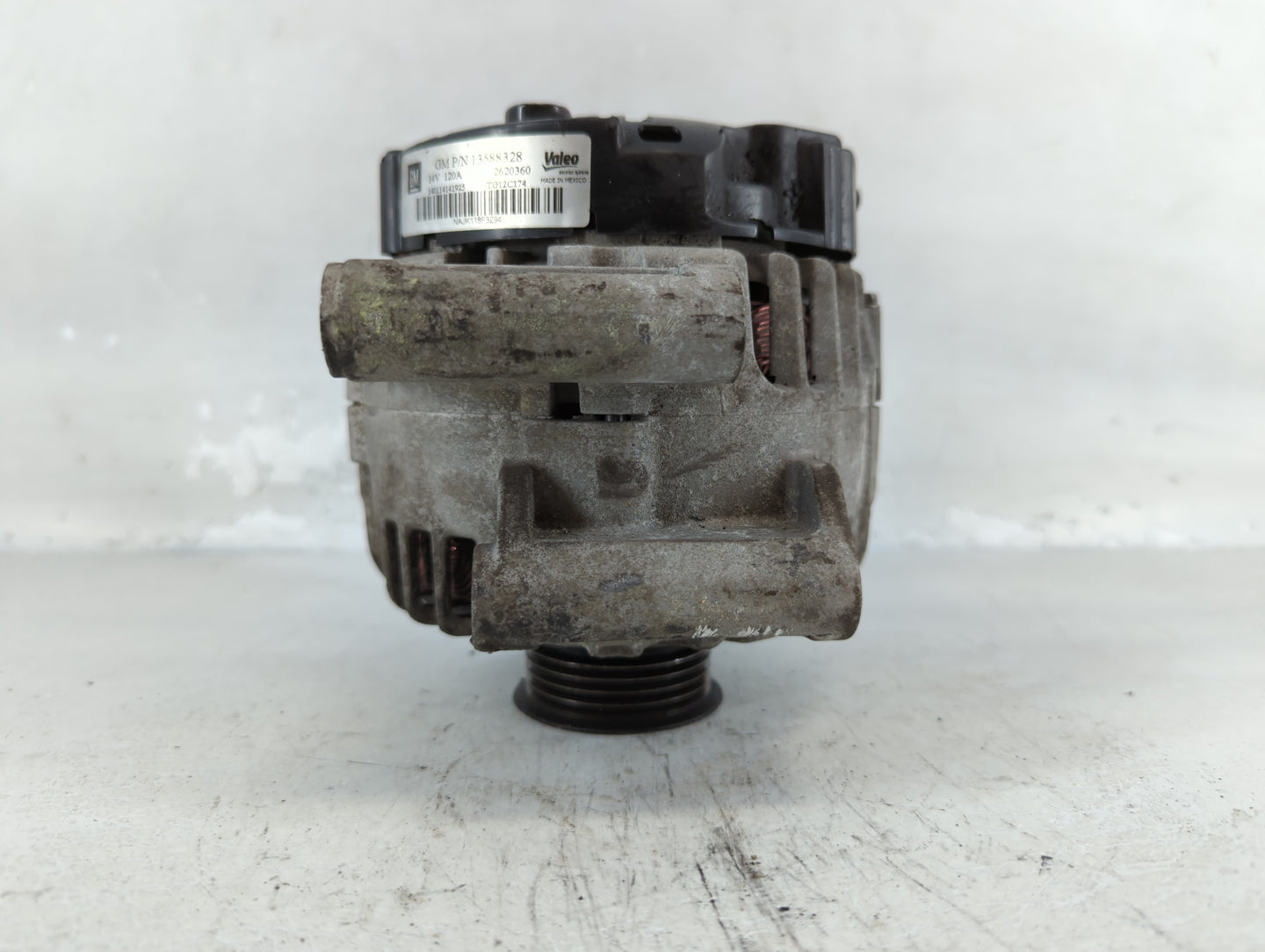 2010-2017 Chevrolet Equinox Alternator Replacement Generator Charging Assembly Engine OEM P/N:13588328 Fits OEM Used Auto Pa