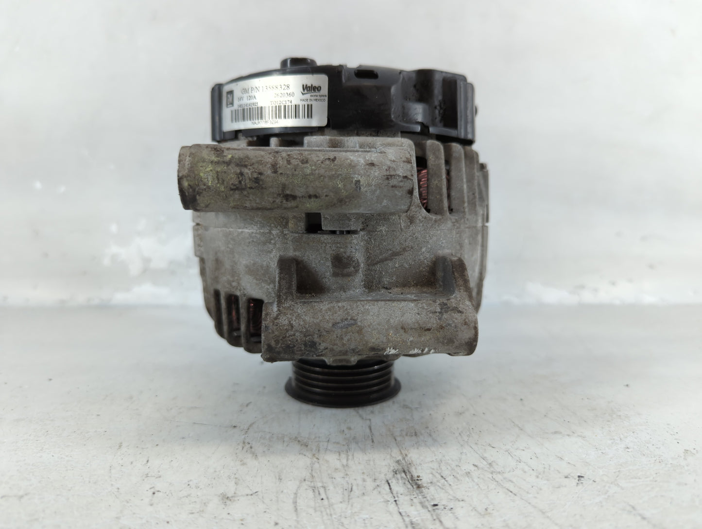 2010-2017 Chevrolet Equinox Alternator Replacement Generator Charging Assembly Engine OEM P/N:13588328 Fits OEM Used Auto Pa