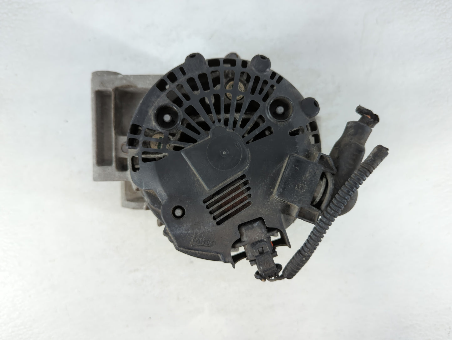 2010-2017 Chevrolet Equinox Alternator Replacement Generator Charging Assembly Engine OEM P/N:2620360 13588328 Fits OEM Used