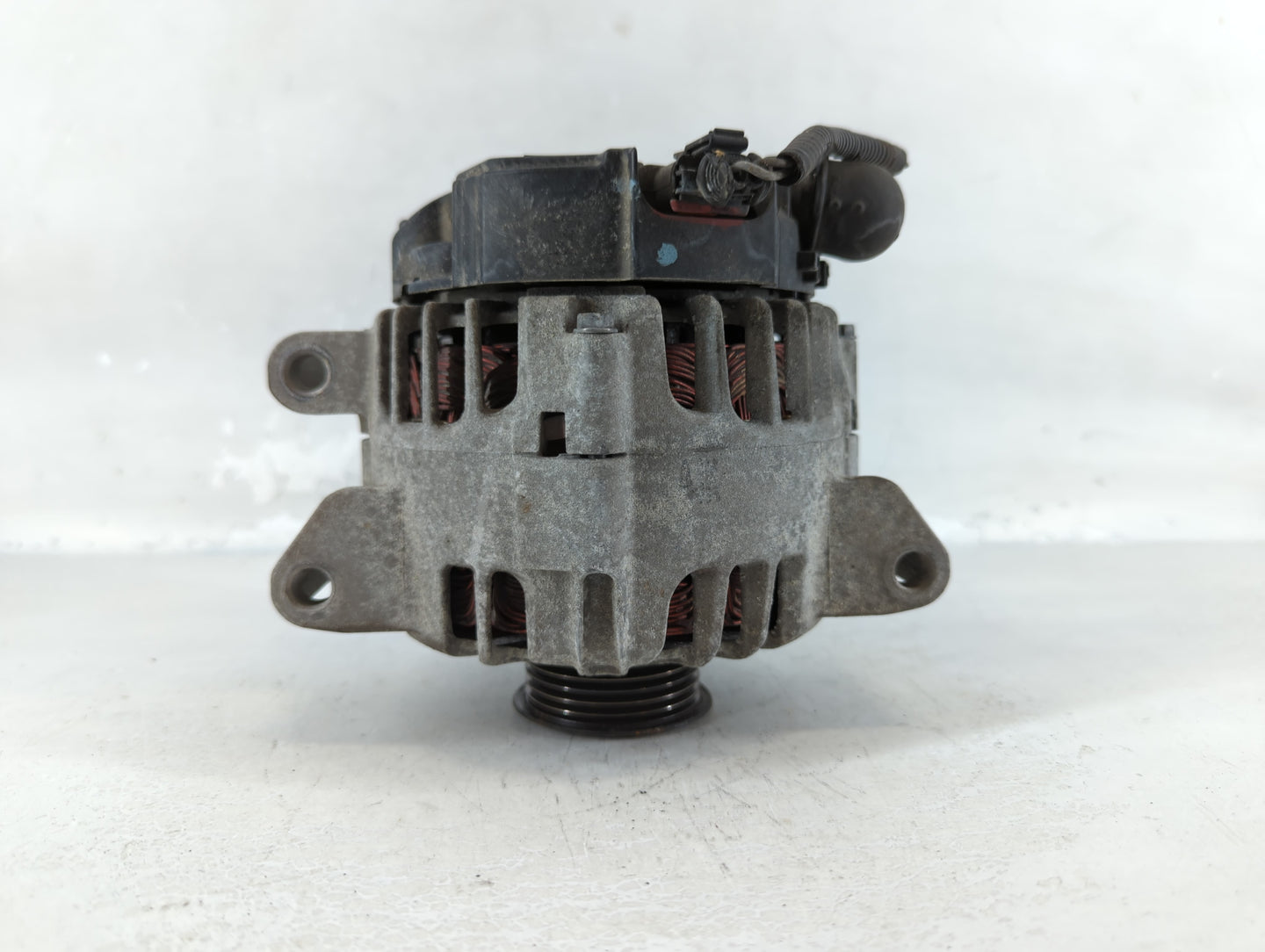 2010-2017 Chevrolet Equinox Alternator Replacement Generator Charging Assembly Engine OEM P/N:2620360 13588328 Fits OEM Used