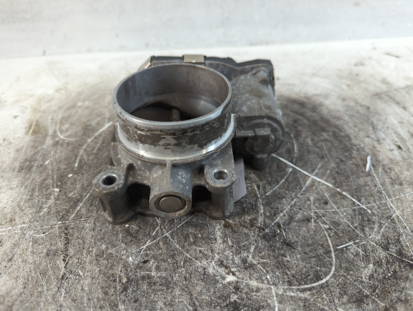 2012-2015 Chevrolet Equinox Throttle Body P/N:1911A 12632101CA, 0284AA Fits Fits 2012 2013 2014 2015 OEM Used Auto Parts - O