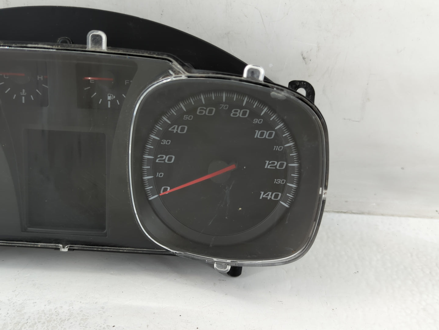 2013-2016 Chevrolet Equinox Instrument Cluster Speedometer Gauges P/N:22956682 Fits Fits 2013 2014 2015 2016 OEM Used Auto P