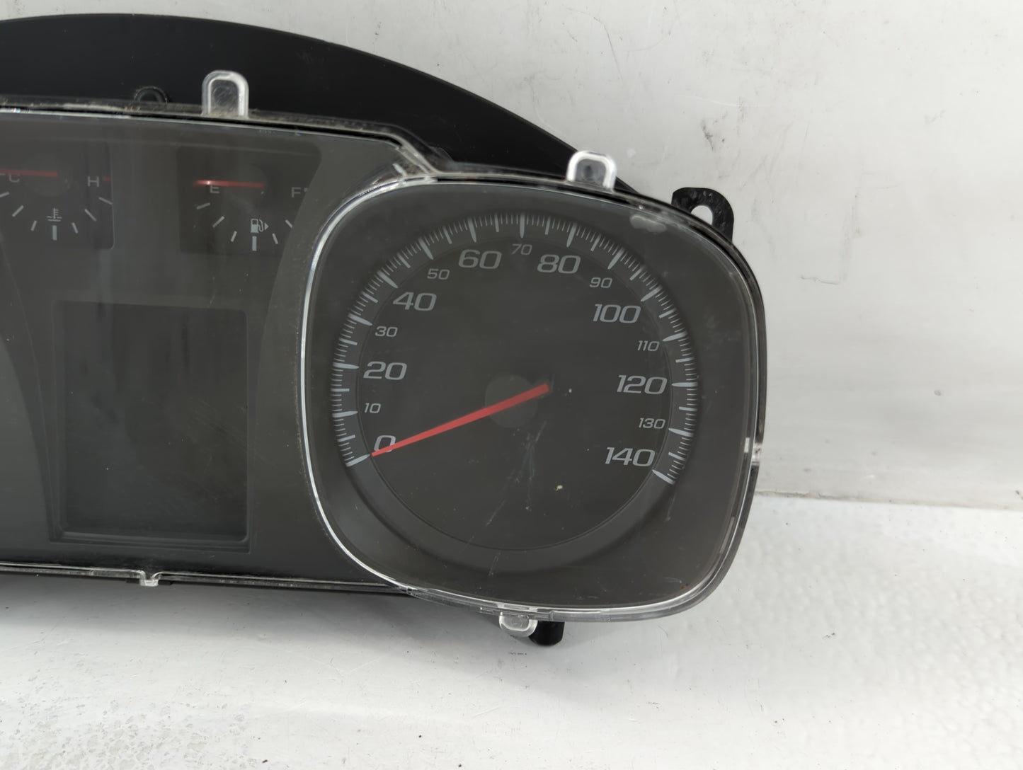2013-2016 Chevrolet Equinox Instrument Cluster Speedometer Gauges P/N:22956682 Fits Fits 2013 2014 2015 2016 OEM Used Auto P