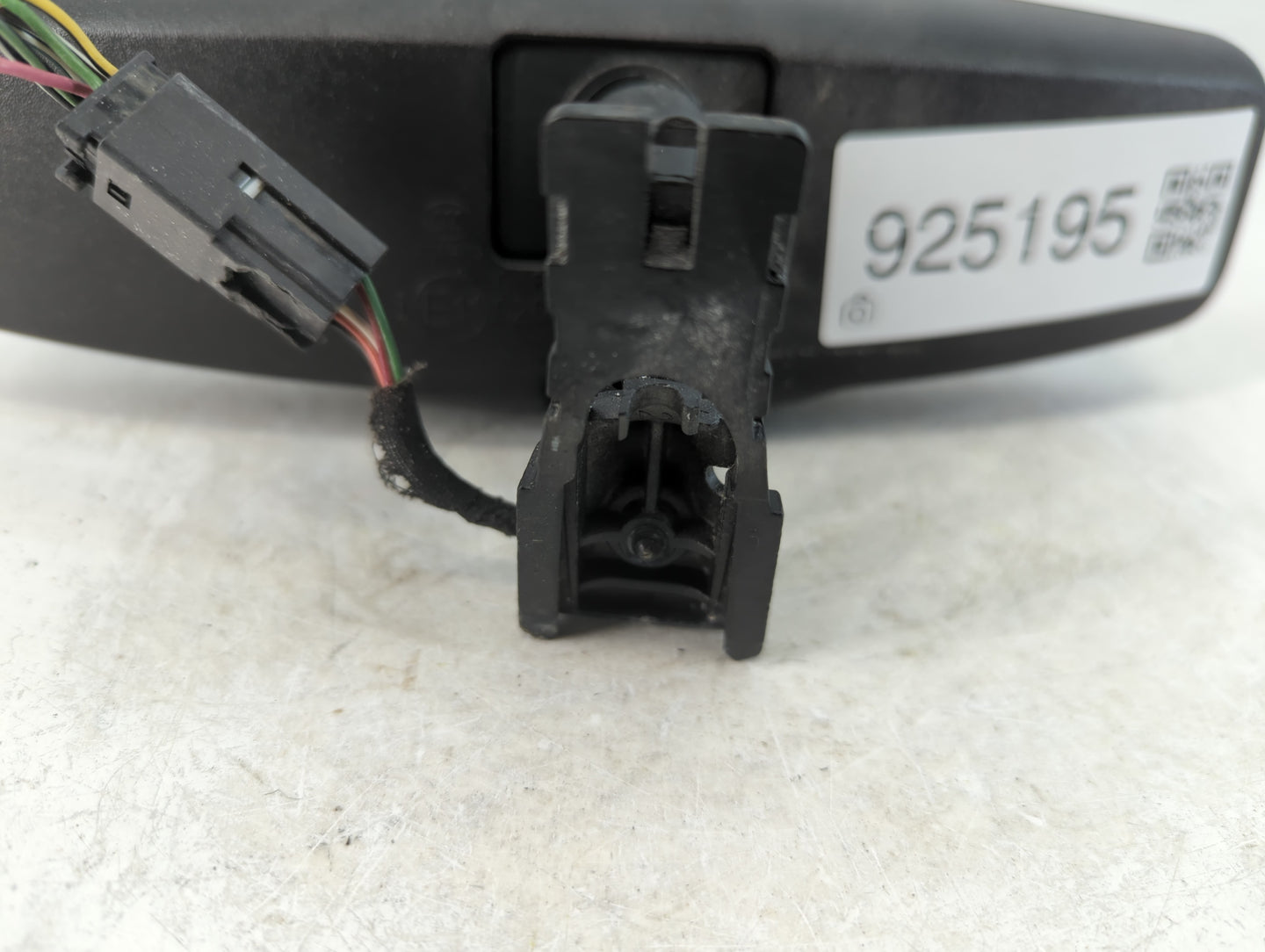 2012-2017 Chevrolet Equinox Interior Rear View Mirror Replacement OEM P/N:E11026392 Fits OEM Used Auto Parts - Oemusedautopa