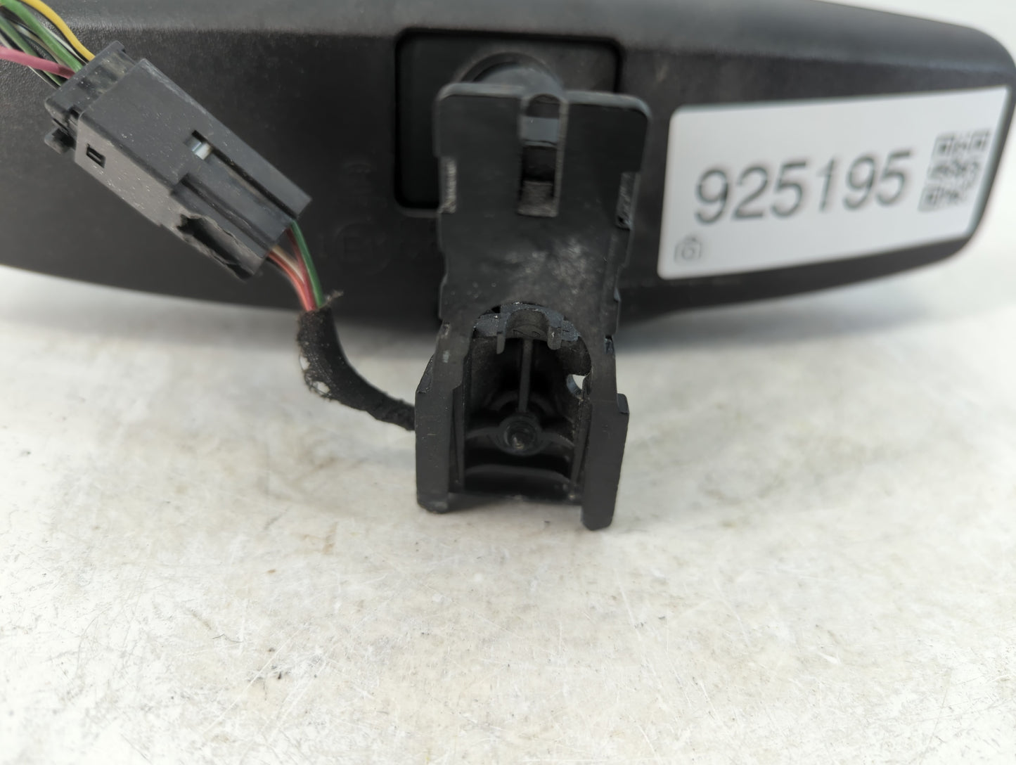 2012-2017 Chevrolet Equinox Interior Rear View Mirror Replacement OEM P/N:E11026392 Fits OEM Used Auto Parts - Oemusedautopa